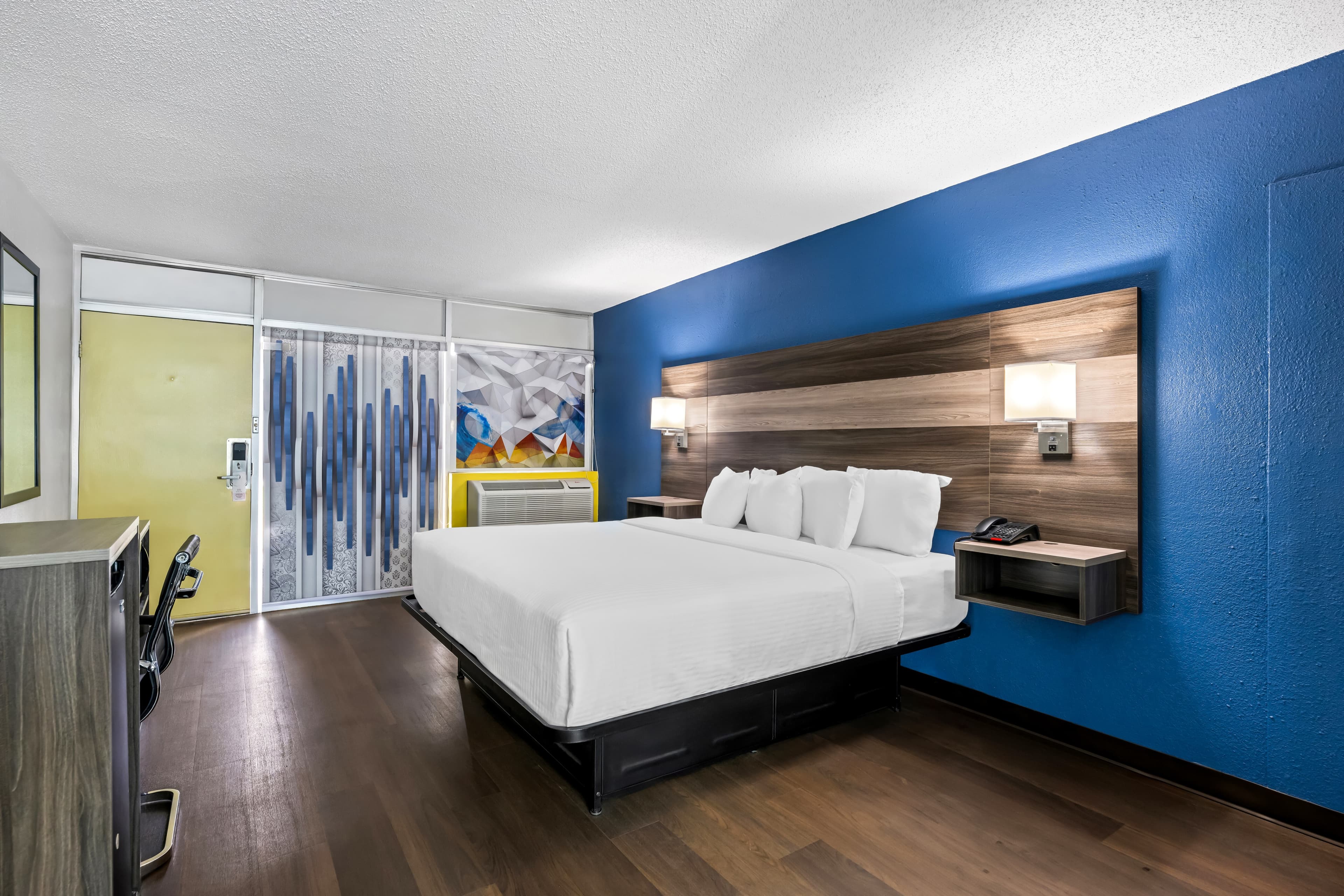 Econo Lodge Carlsbad Caverns Area — 14
