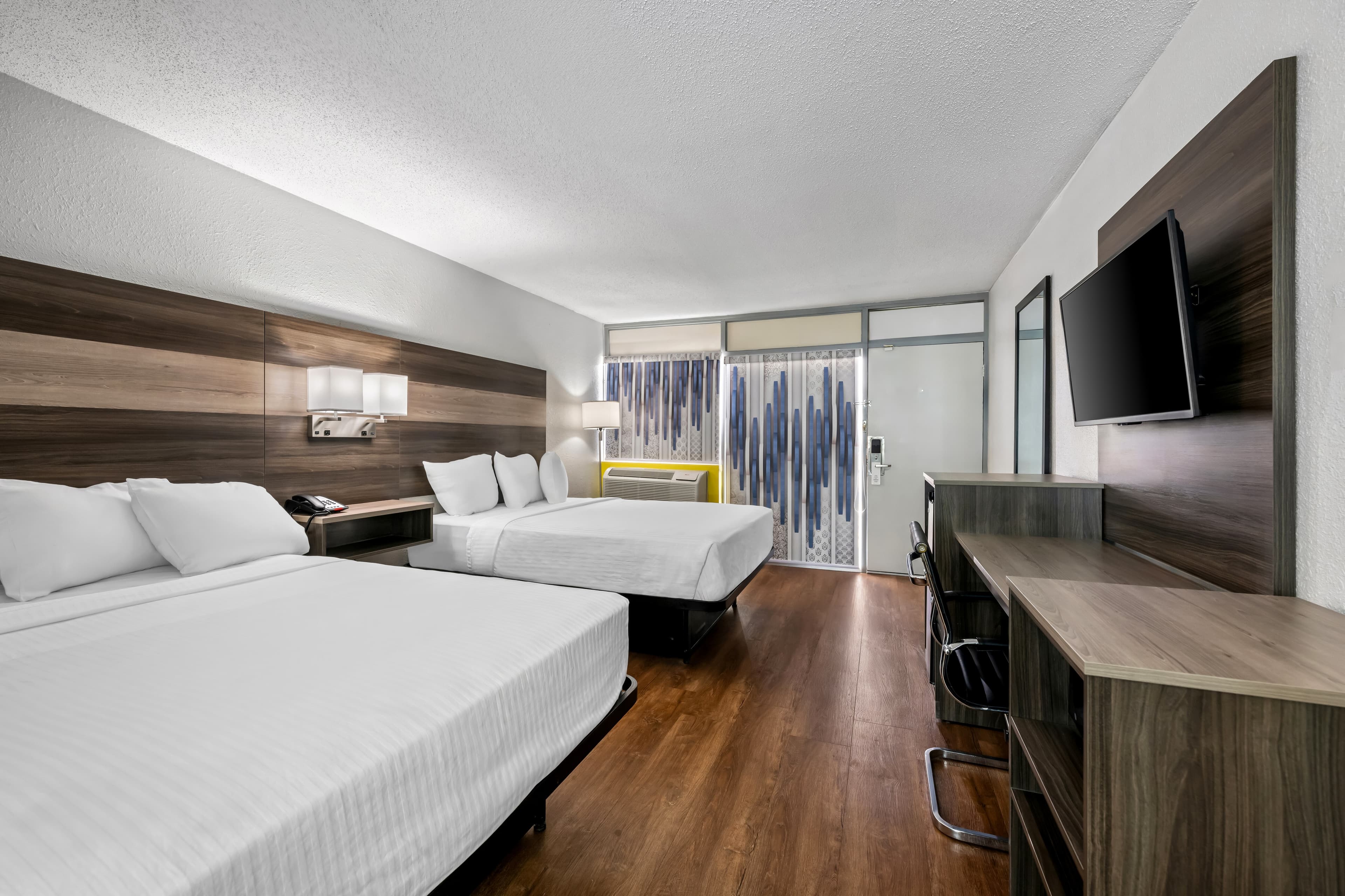 Econo Lodge Carlsbad Caverns Area — 20