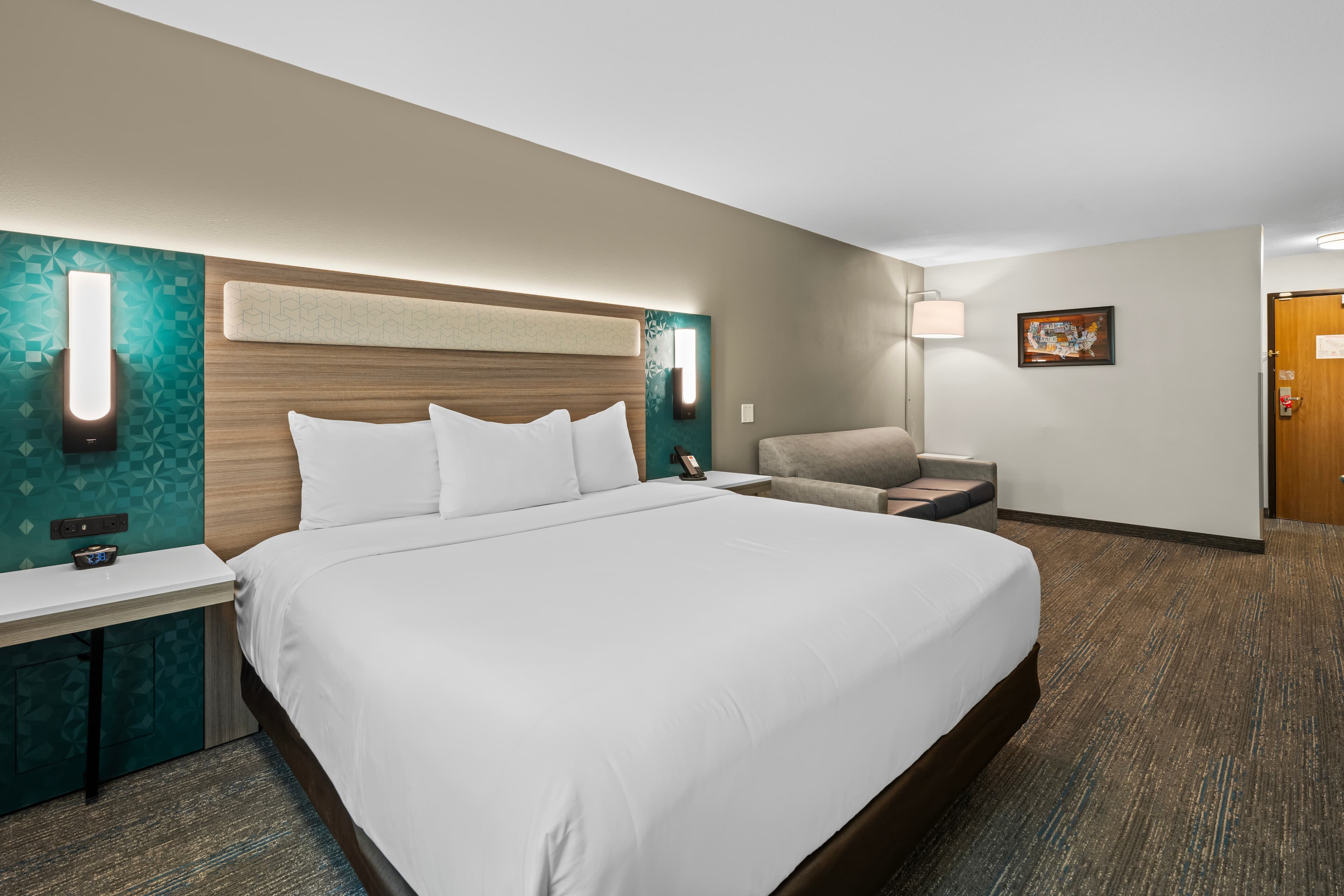 Econo Lodge Inn & Suites Santa Fe South — 25