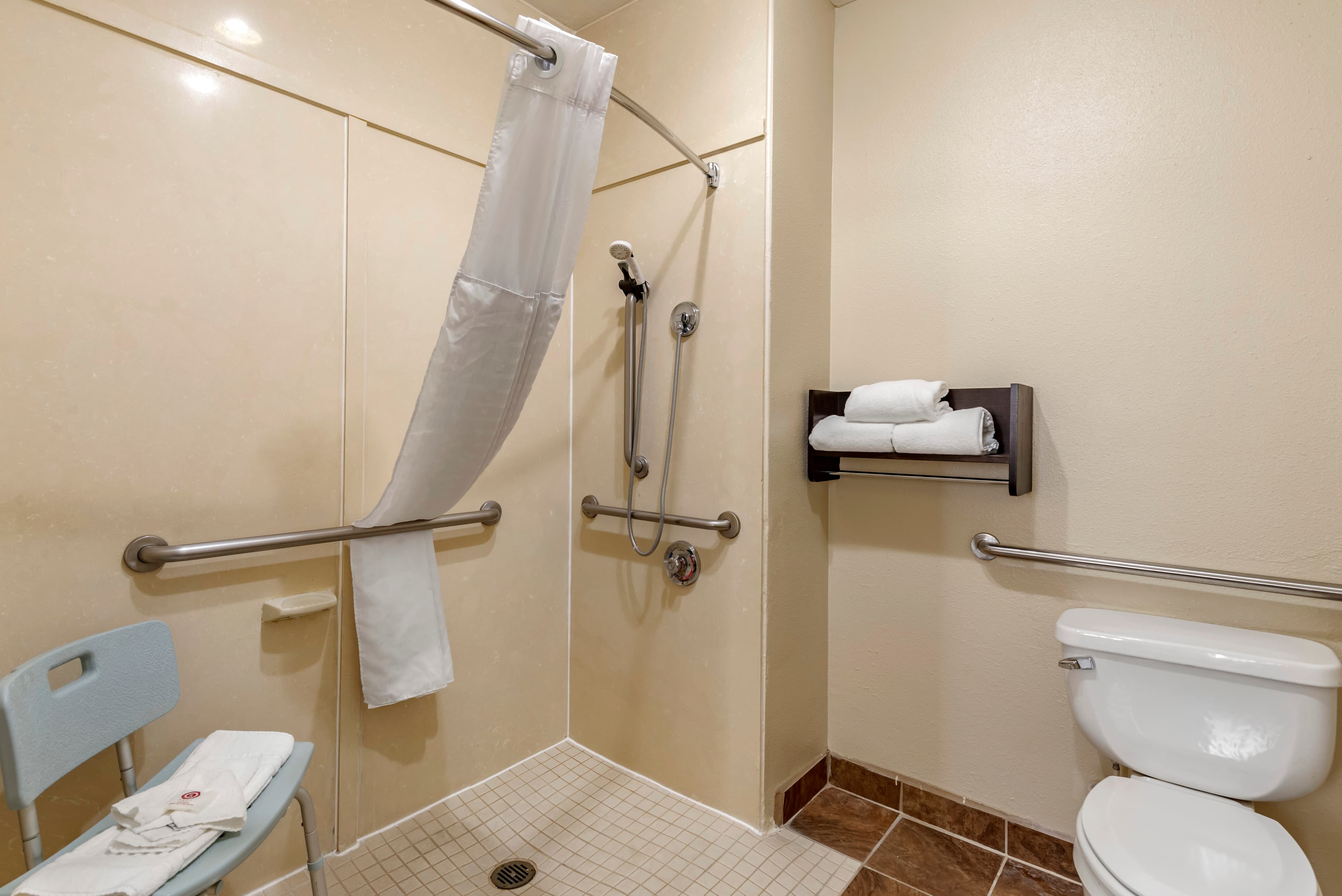 Comfort Suites Clovis North — 8