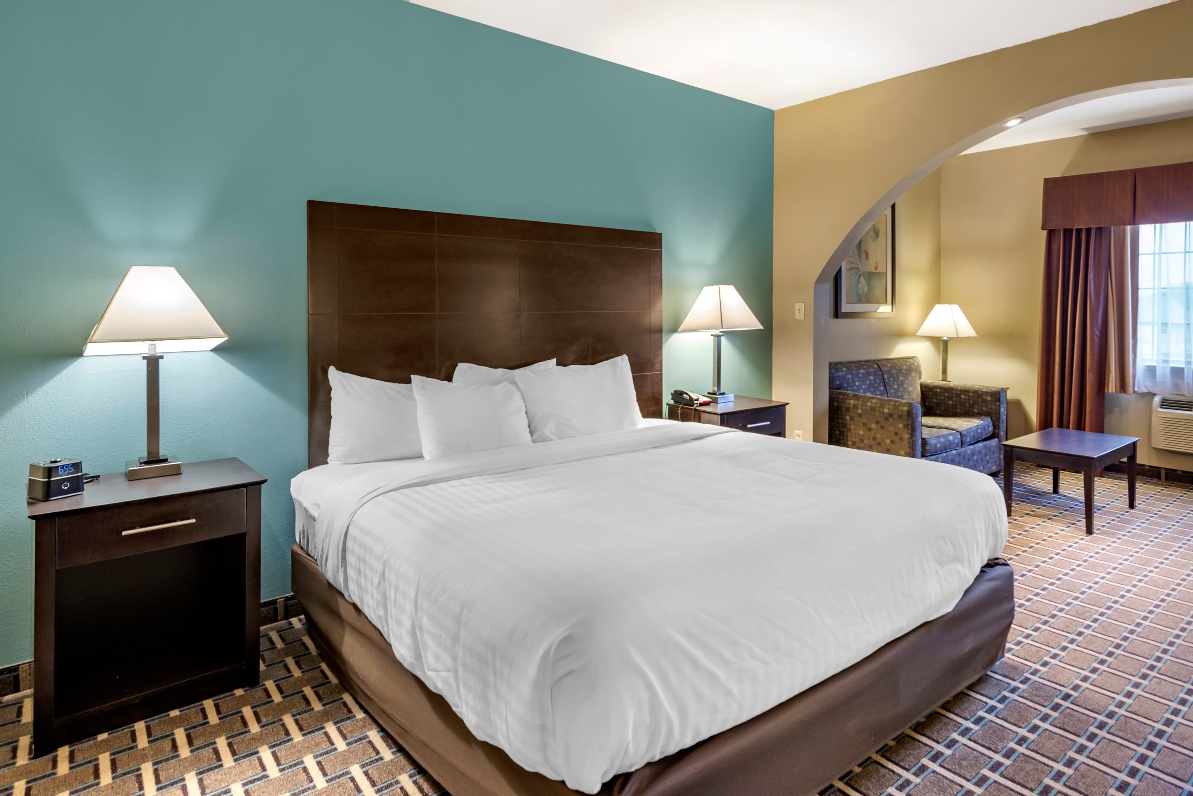 Comfort Suites Clovis North - Image 3