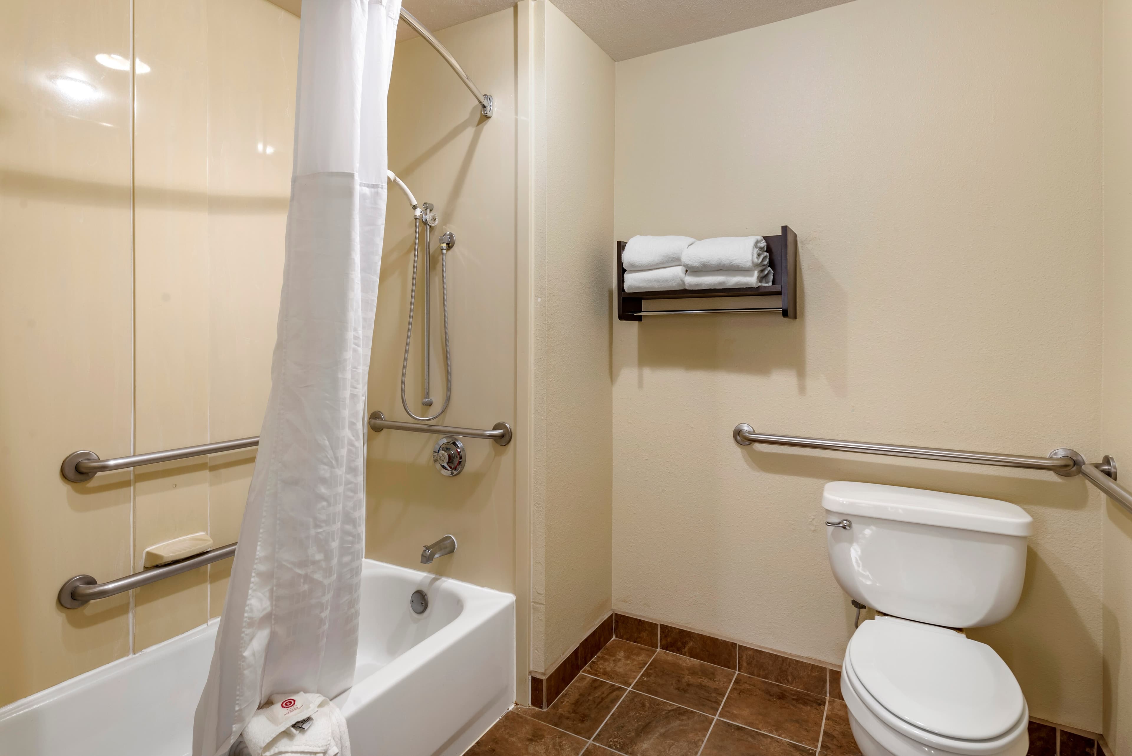 Comfort Suites Clovis North — 9