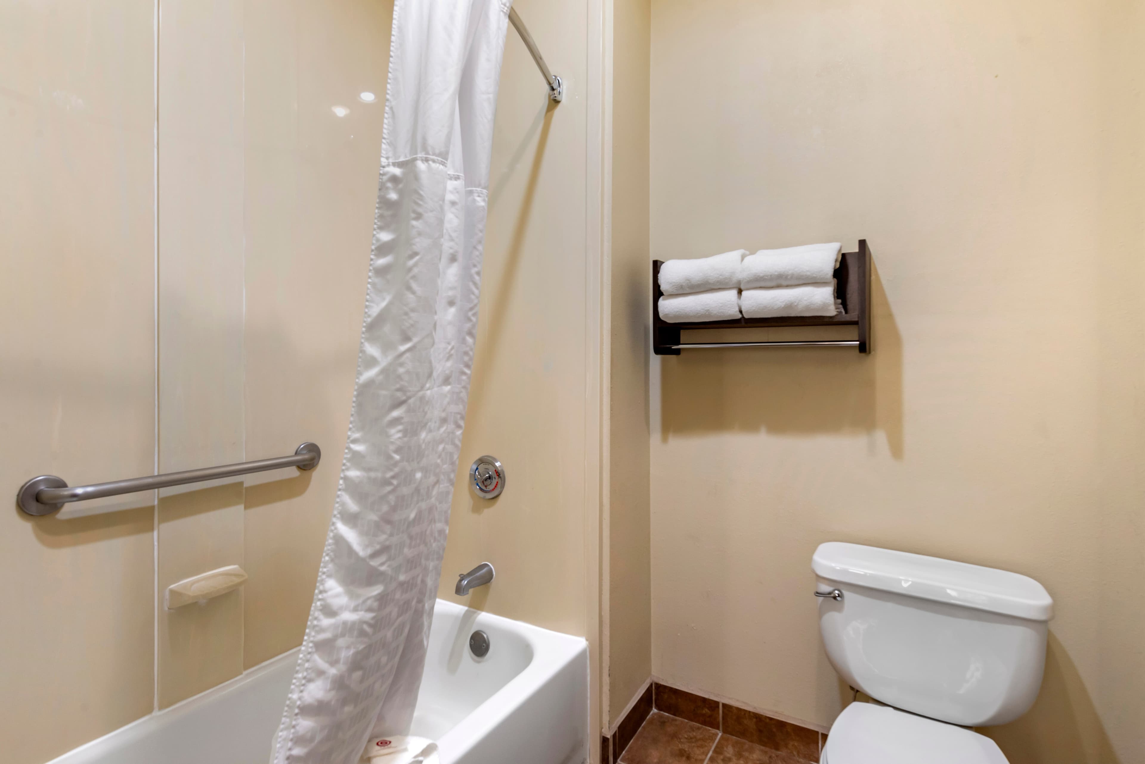 Comfort Suites Clovis North — 21