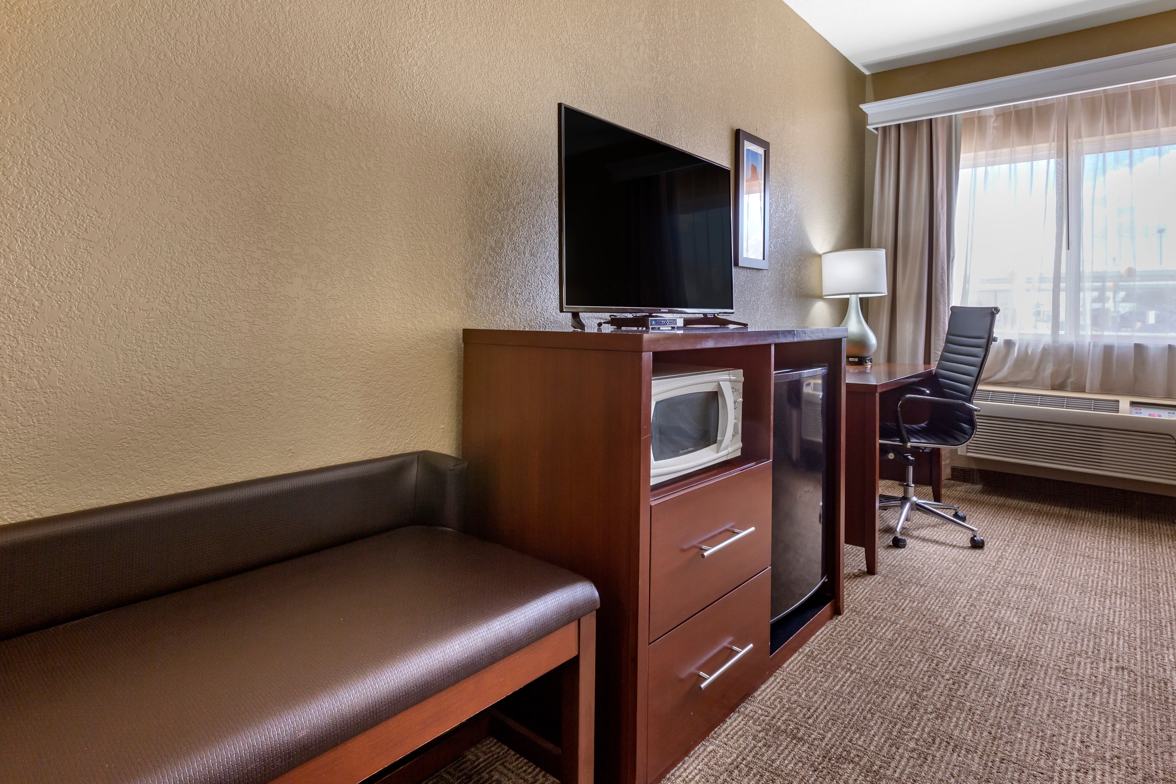 Comfort Inn & Suites Deming - Image 3