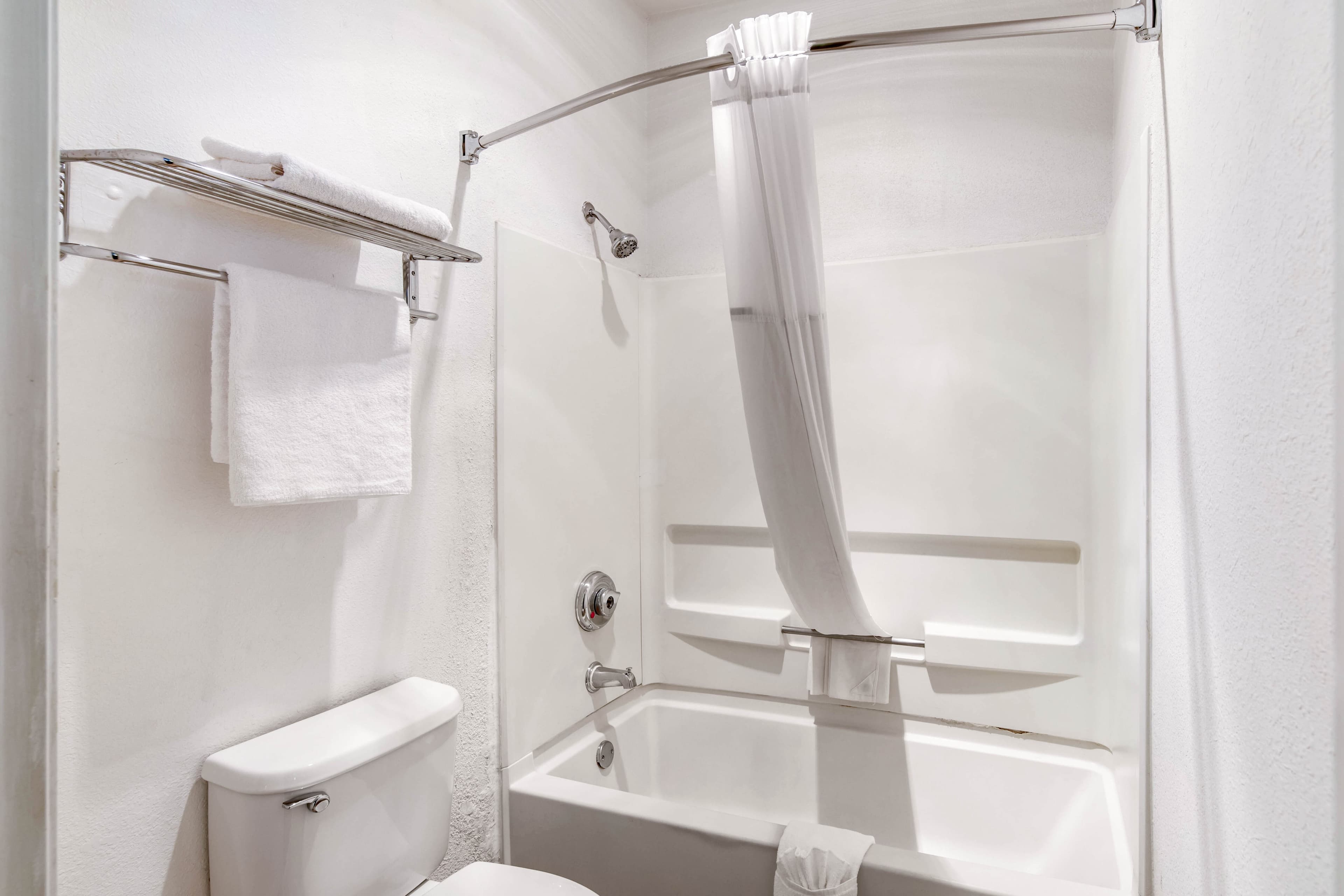 Quality Inn & Suites Gallup I-40 Exit 20 — 15