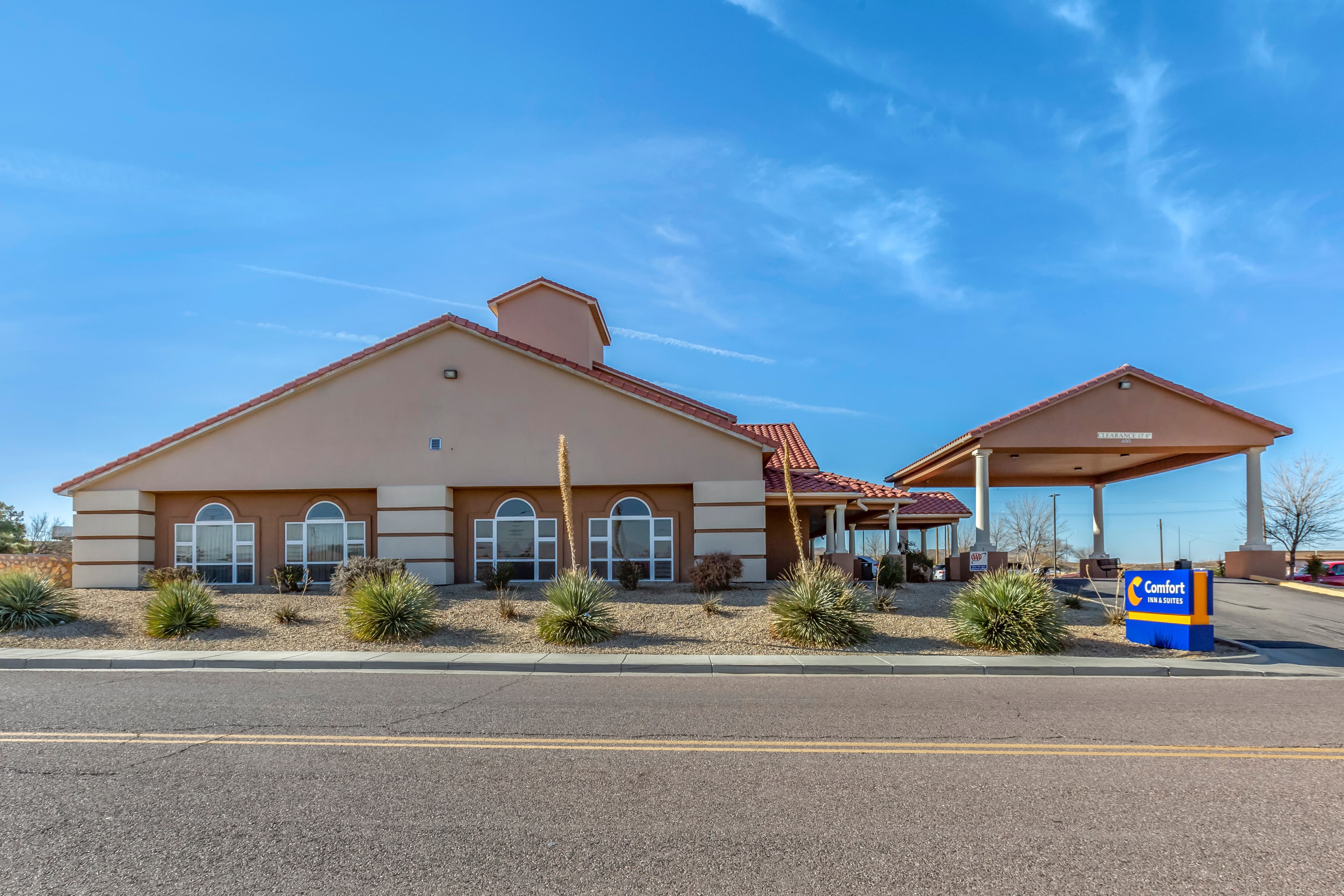Comfort Inn & Suites Lordsburg I-10 - Image 1