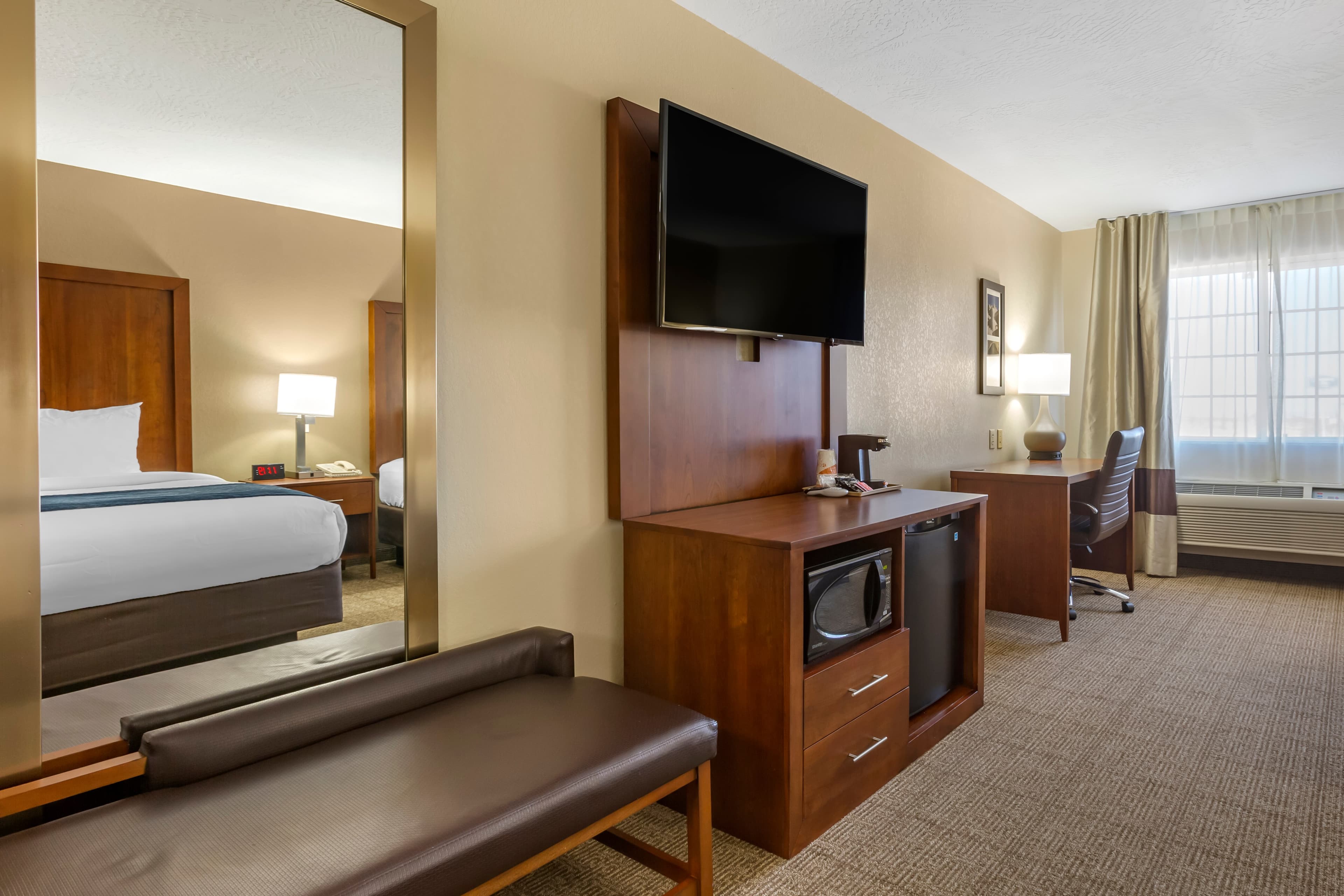 Comfort Inn & Suites Lordsburg I-10 — 11