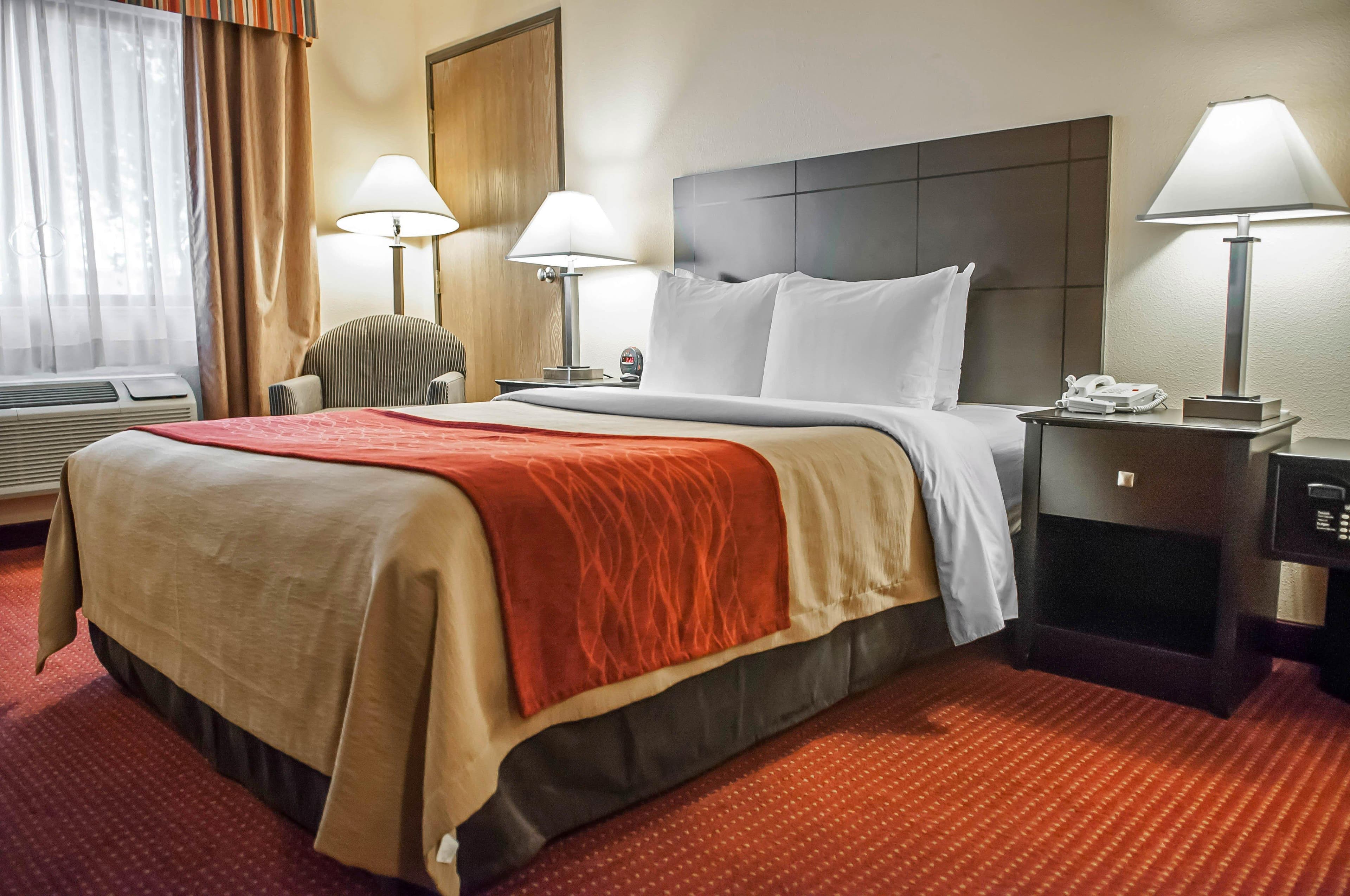 Quality Inn Rio Rancho - Albuquerque North Valley - Image 2