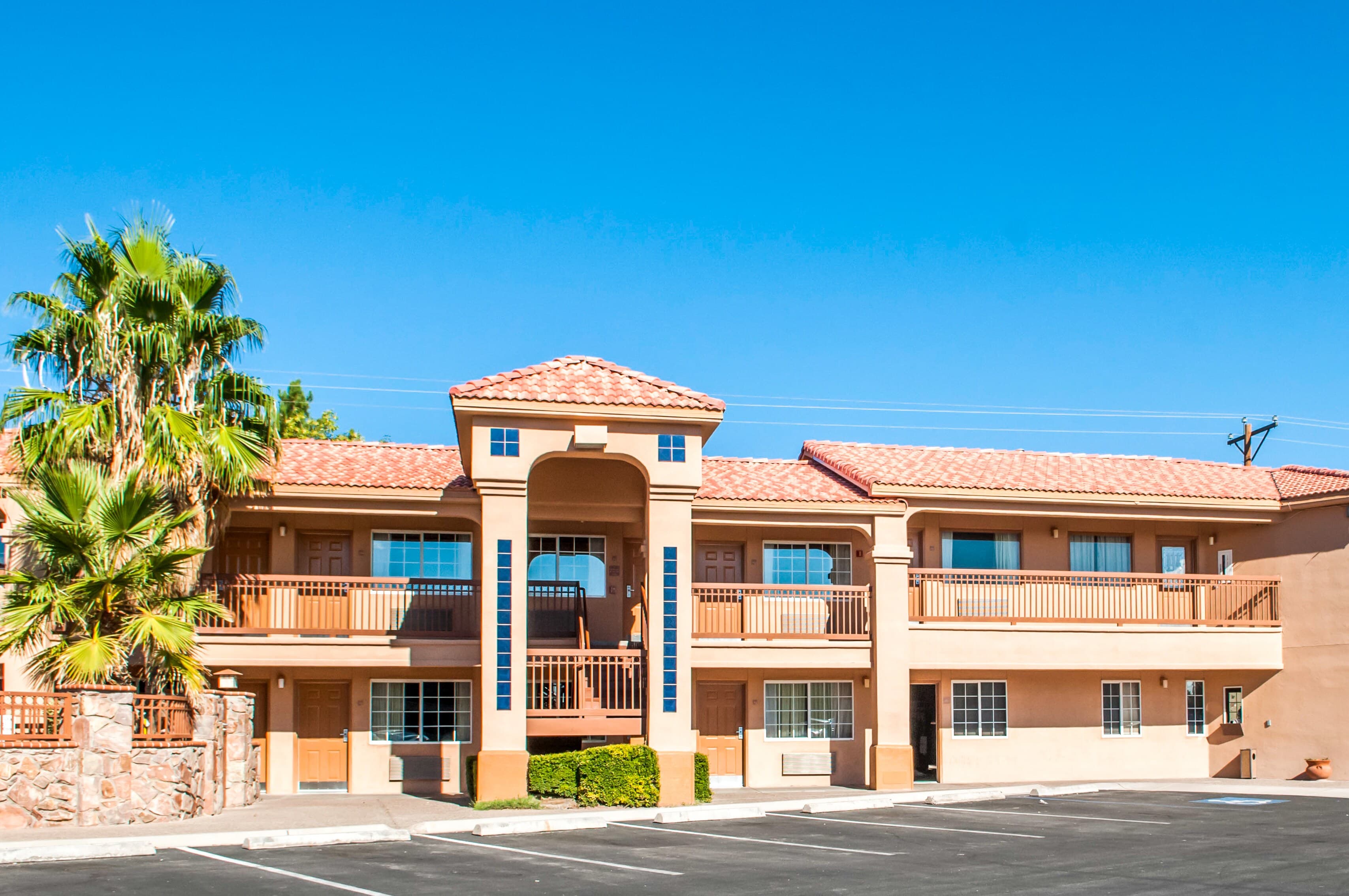 Quality Inn & Suites Las Cruces - University Area - Image 1
