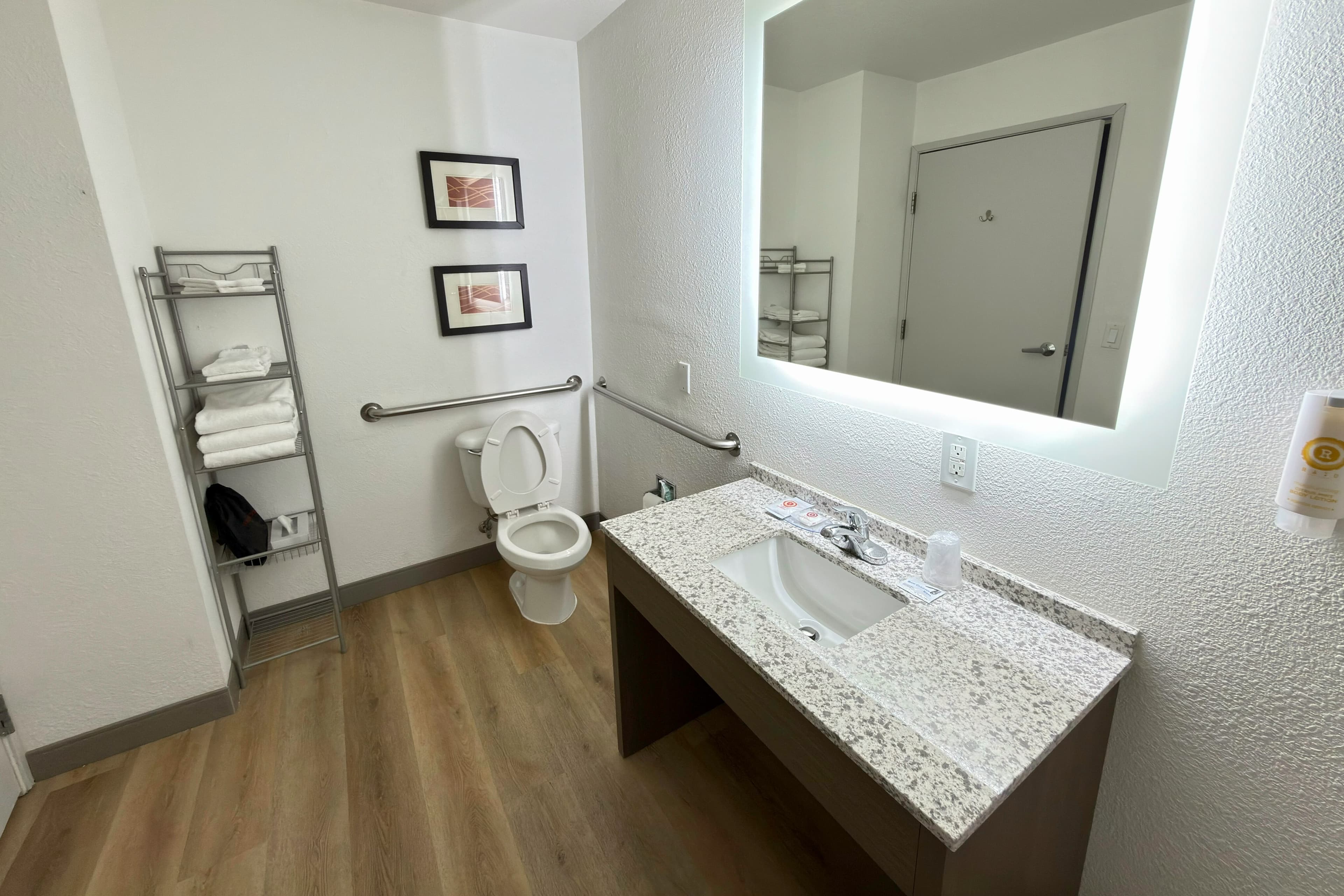 Comfort Inn Gallup I-40 Exit 20 — 10