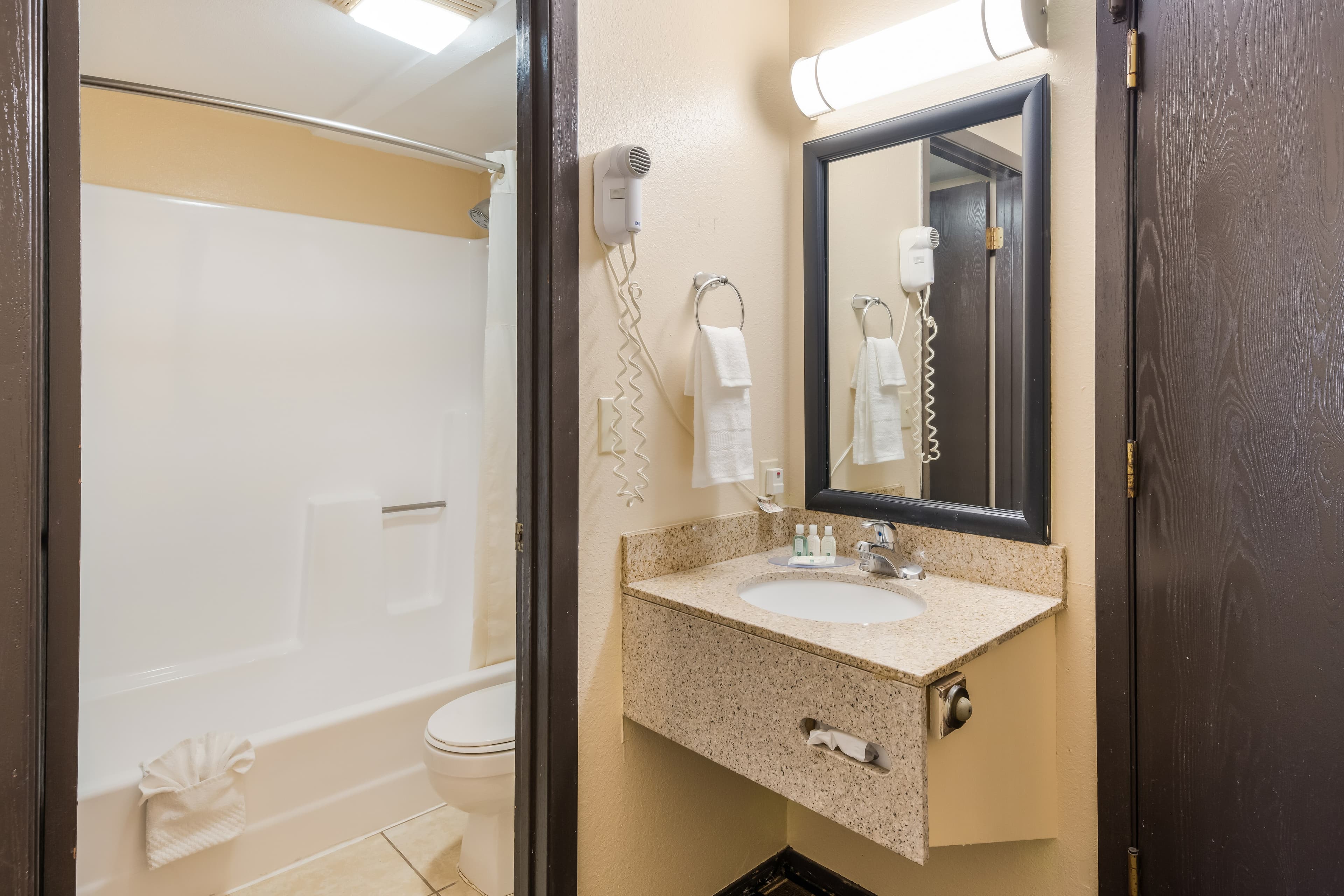 Quality Inn Clovis — 16