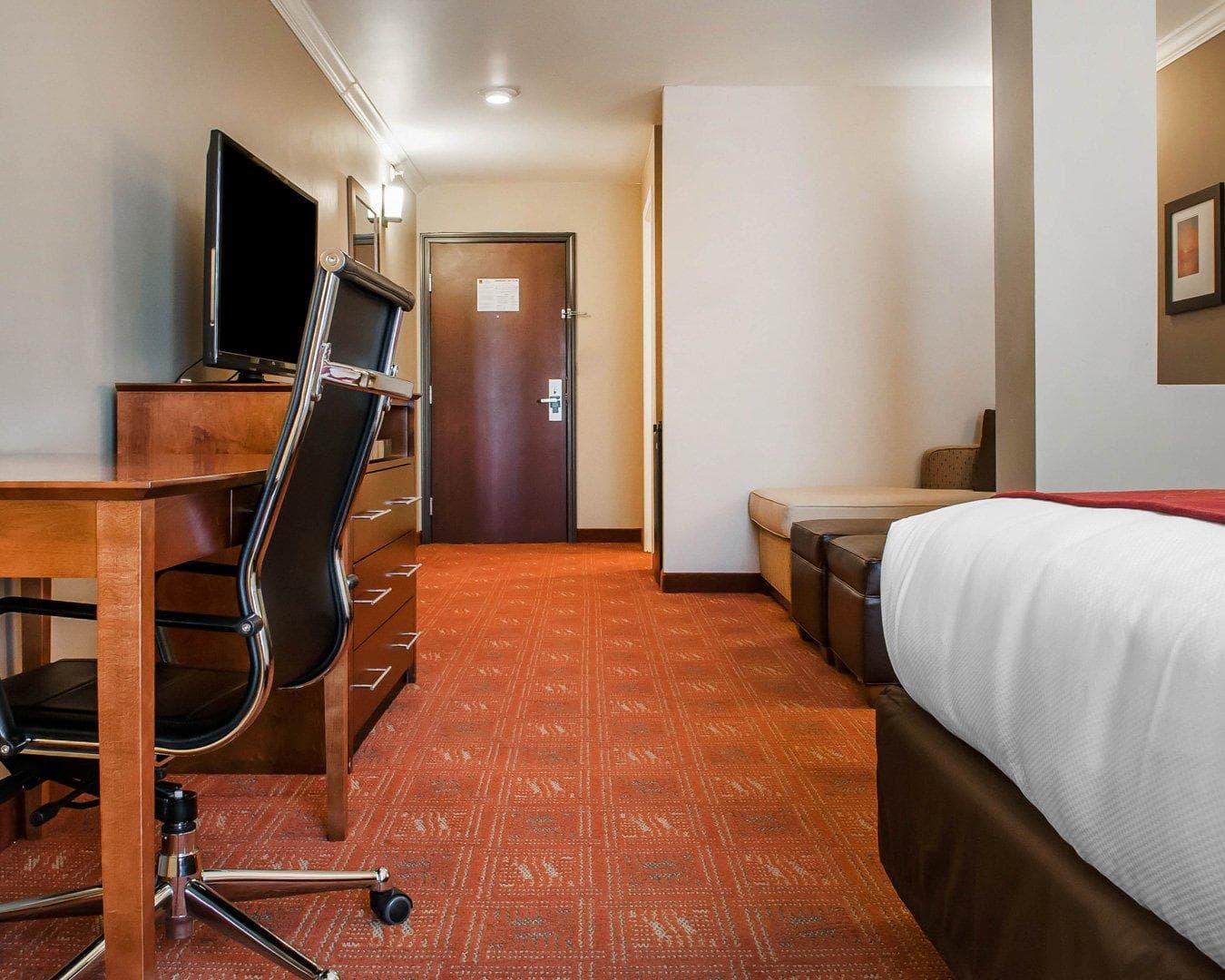 Comfort Suites Farmington — 6