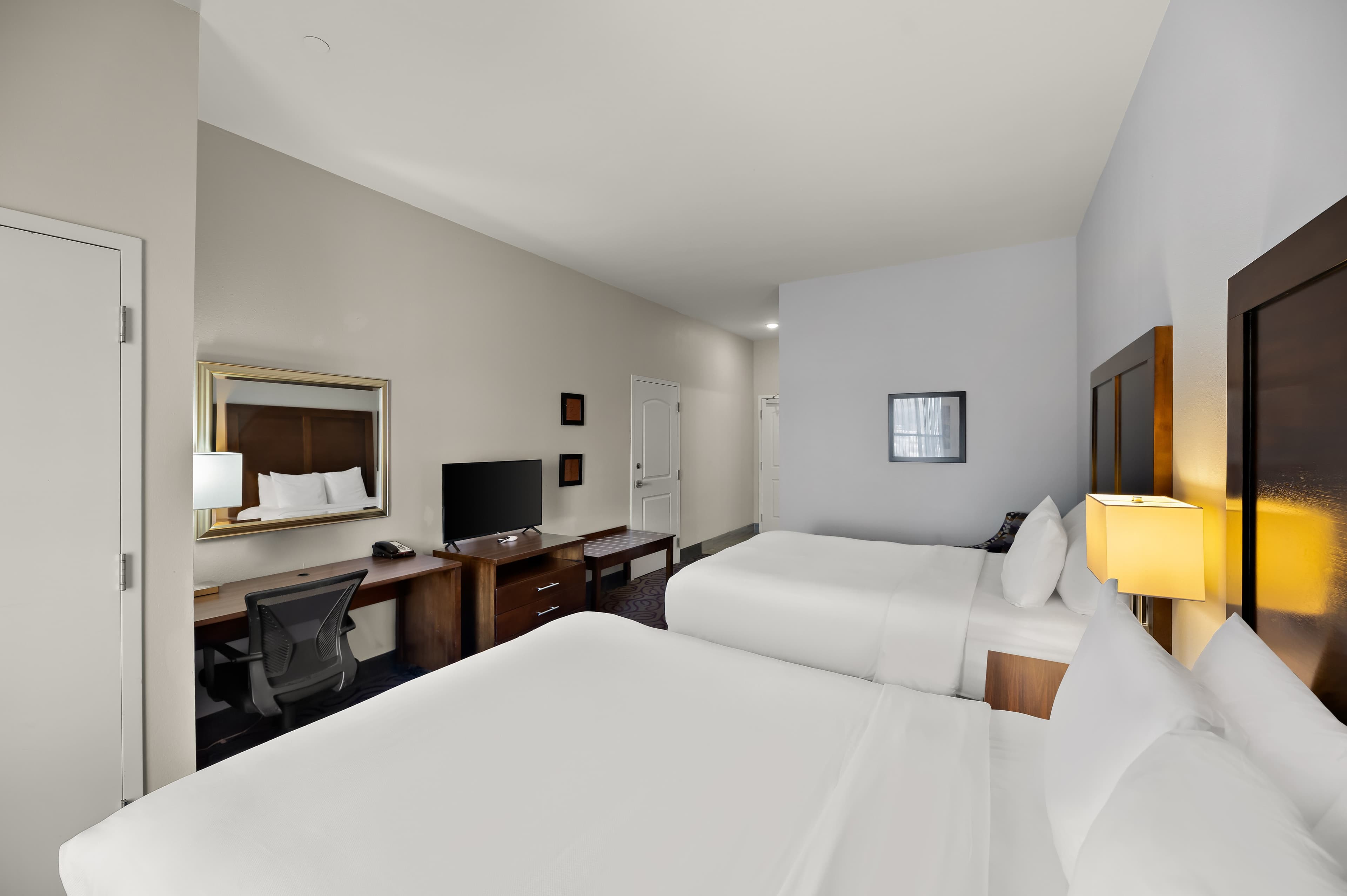 Comfort Inn & Suites Lovington — 7