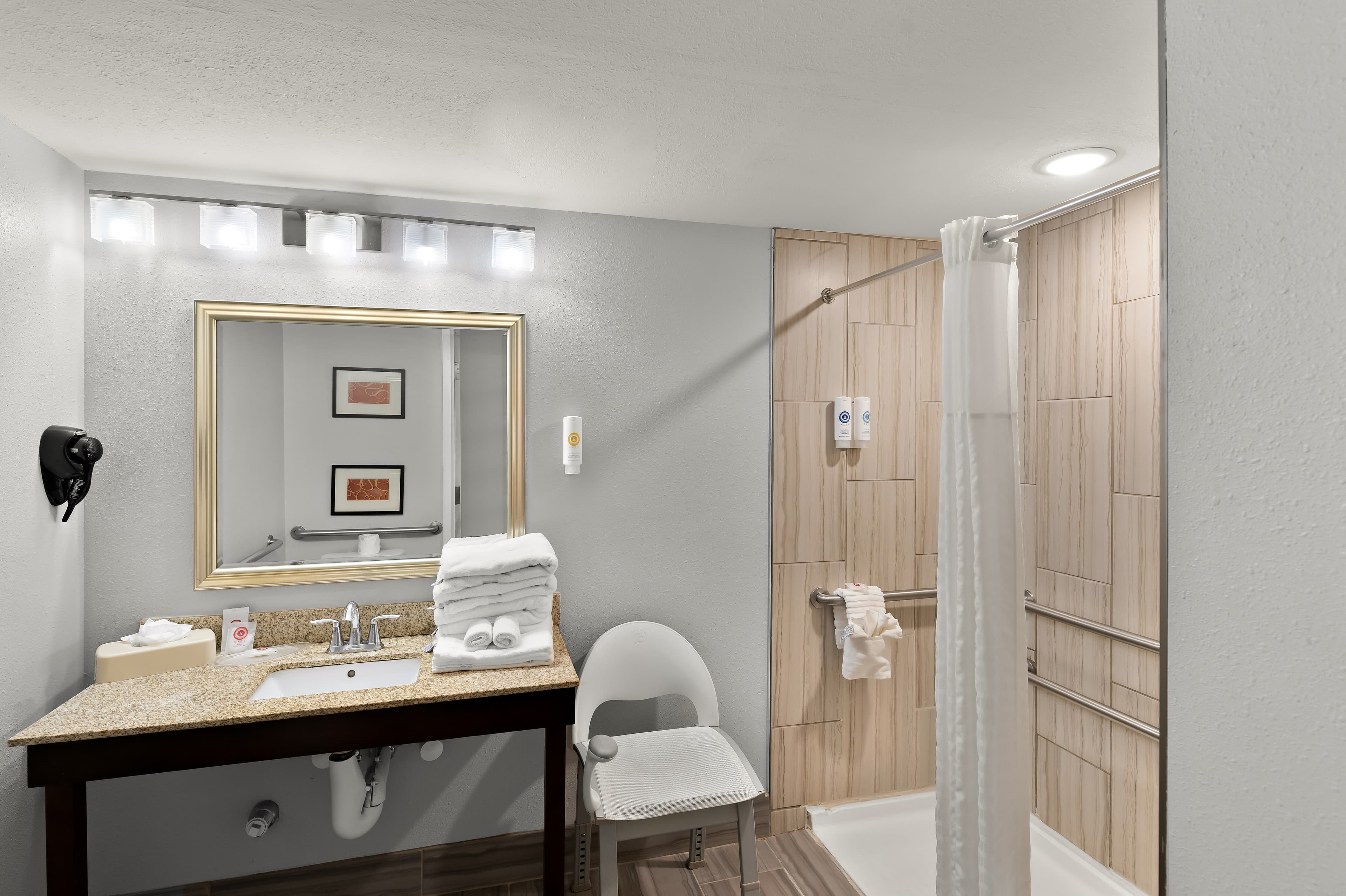 Comfort Inn & Suites Lovington — 9