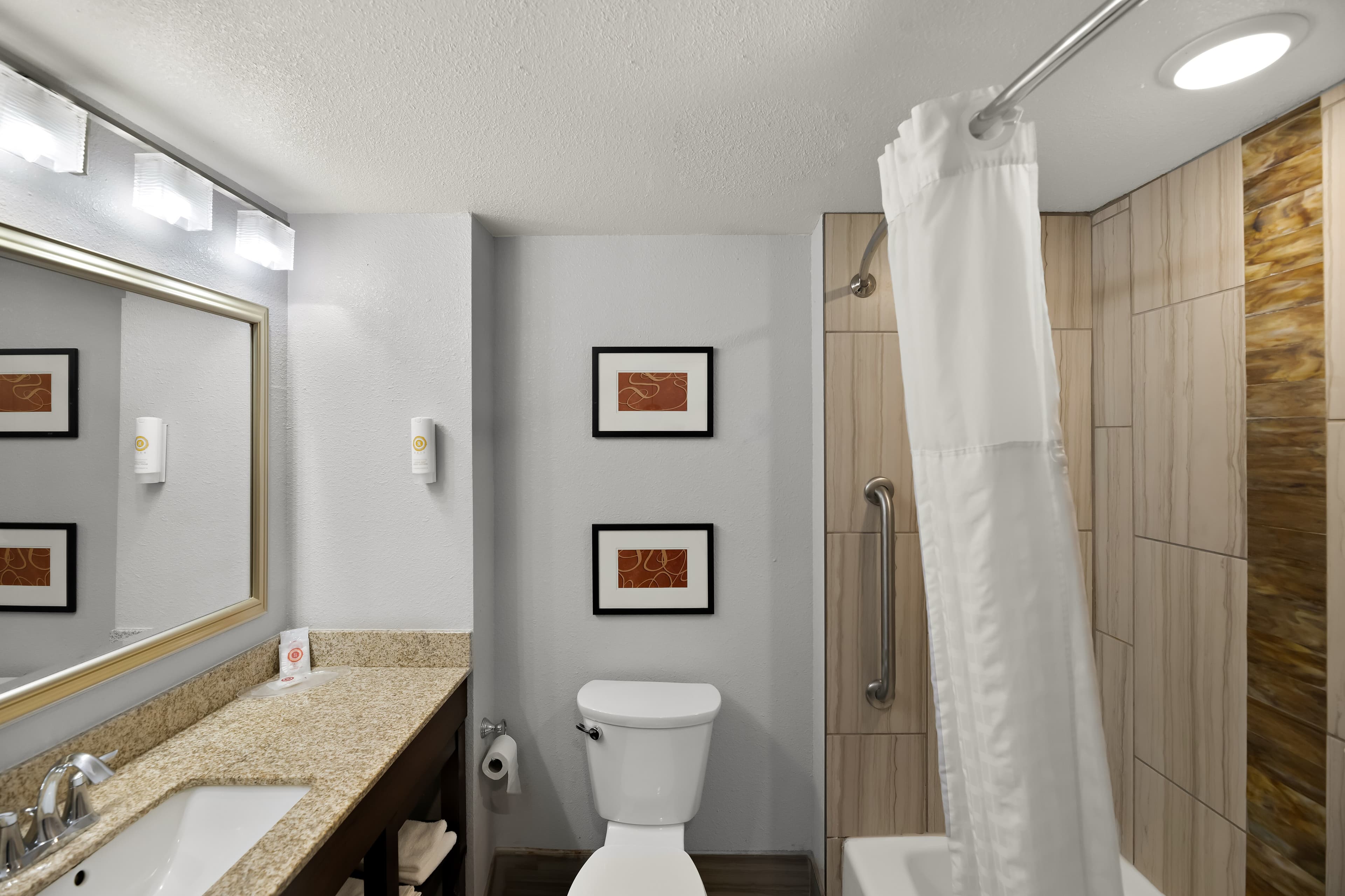 Comfort Inn & Suites Lovington — 17