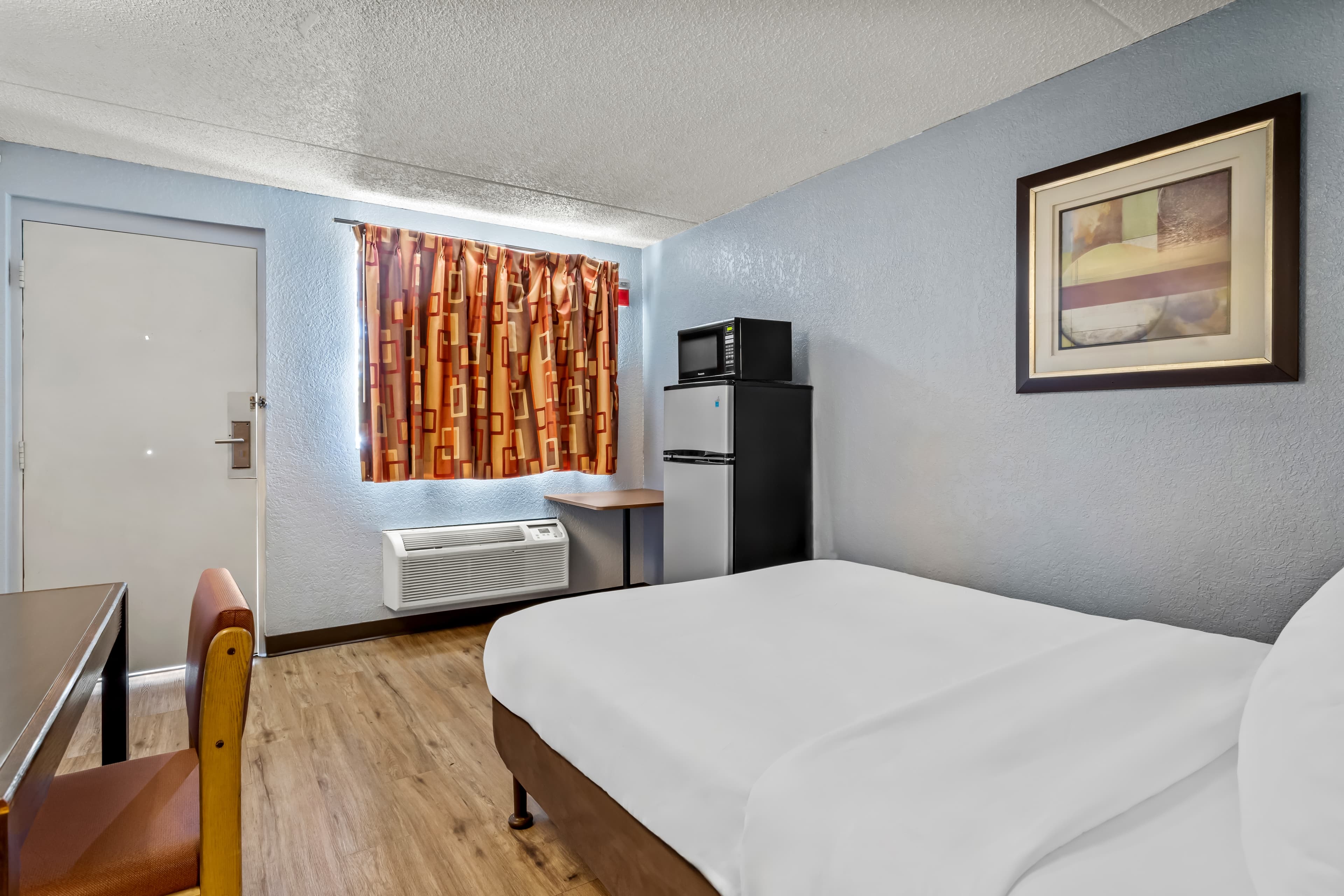 Rodeway Inn Albuquerque West — 8