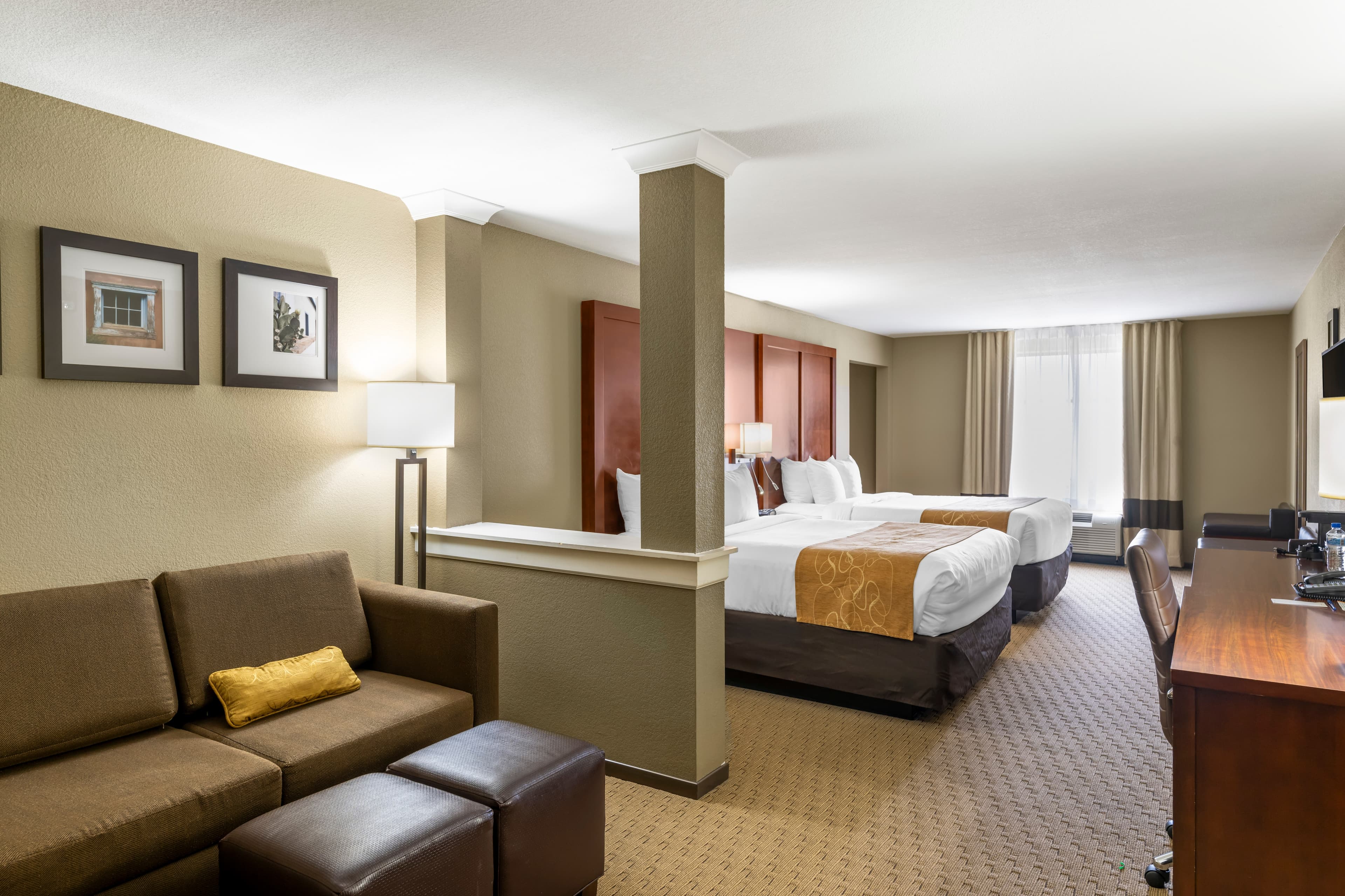 Comfort Suites Carlsbad — 11