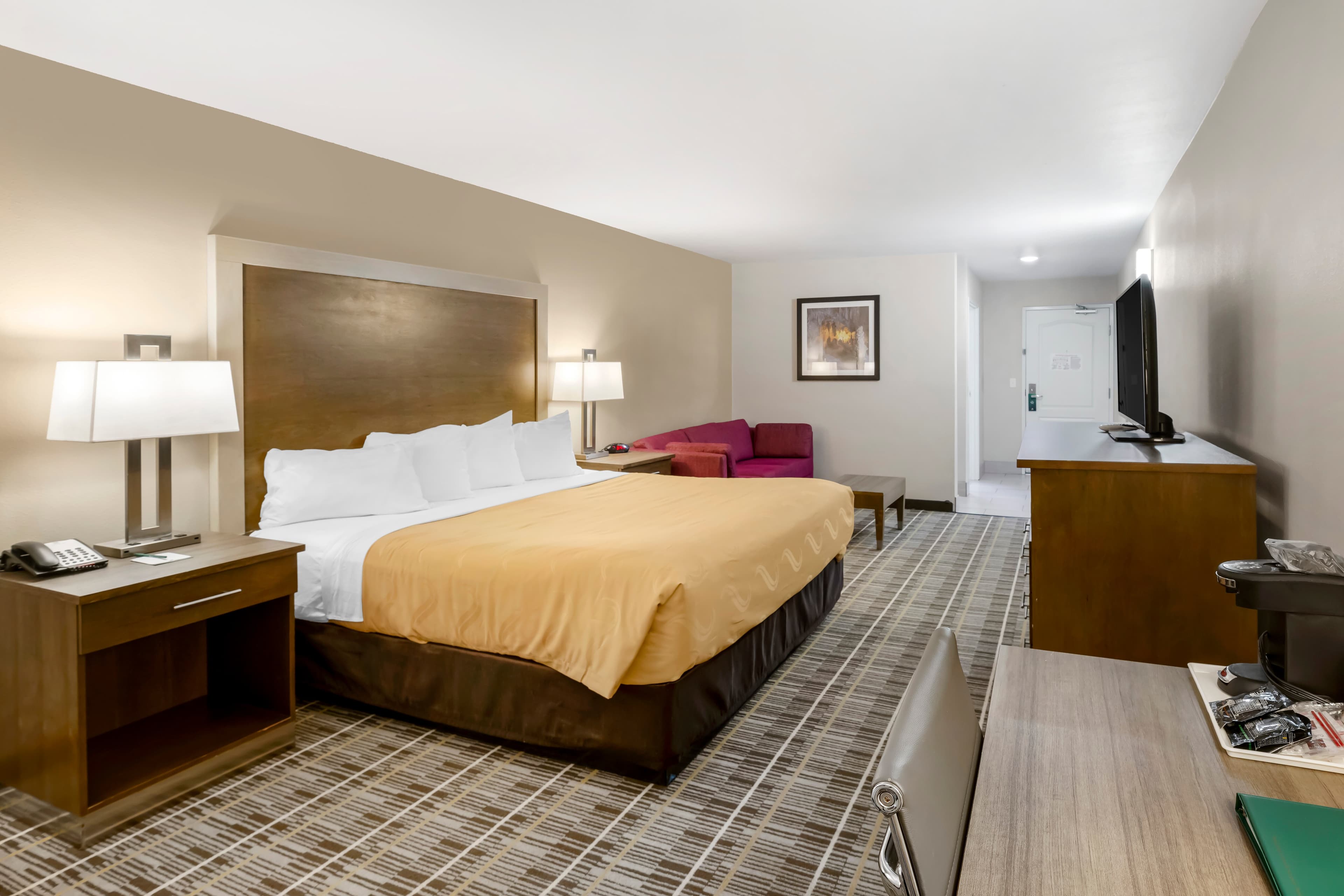 Quality Inn & Suites Carlsbad Caverns Area — 18