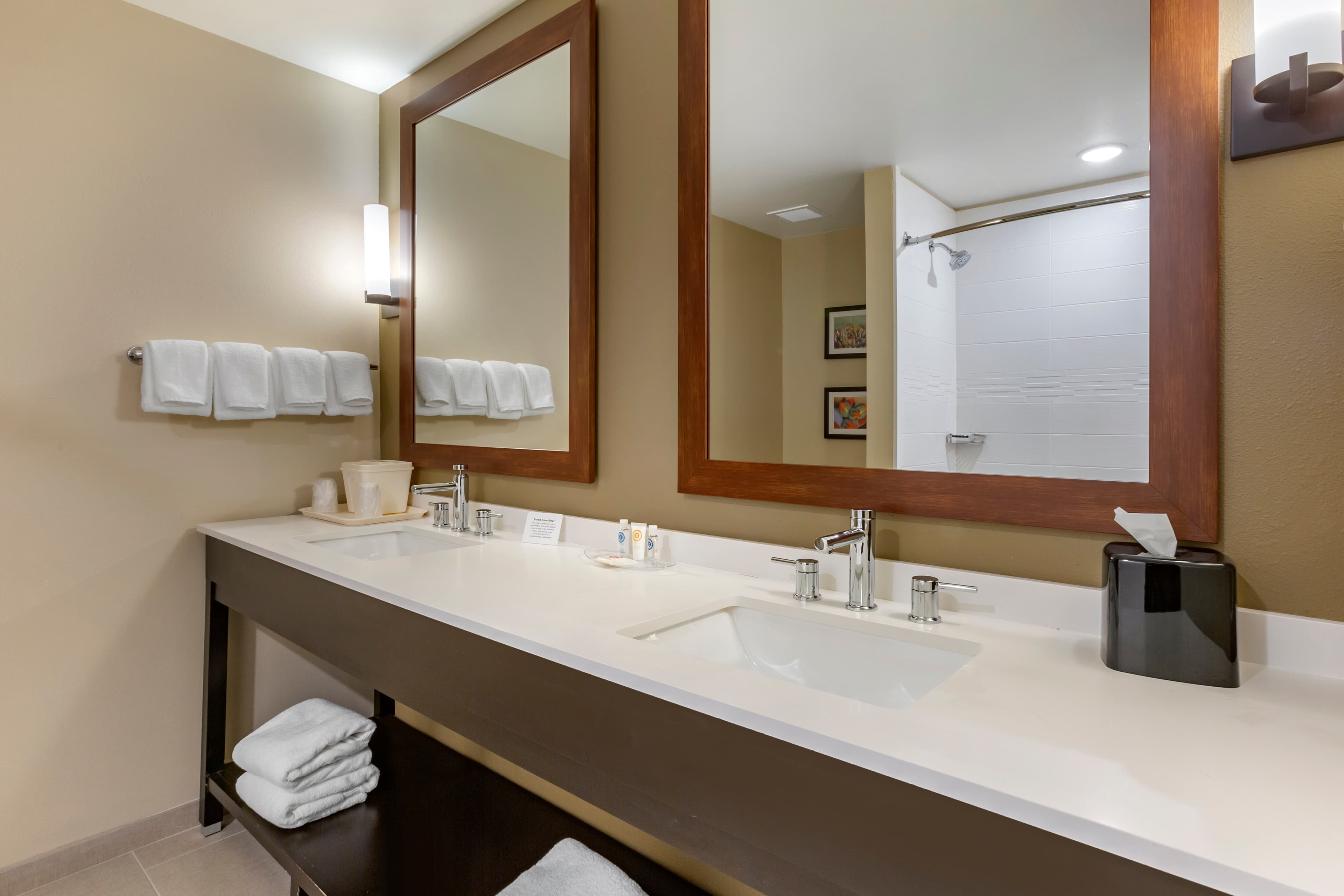 Comfort Suites Albuquerque Airport — 45