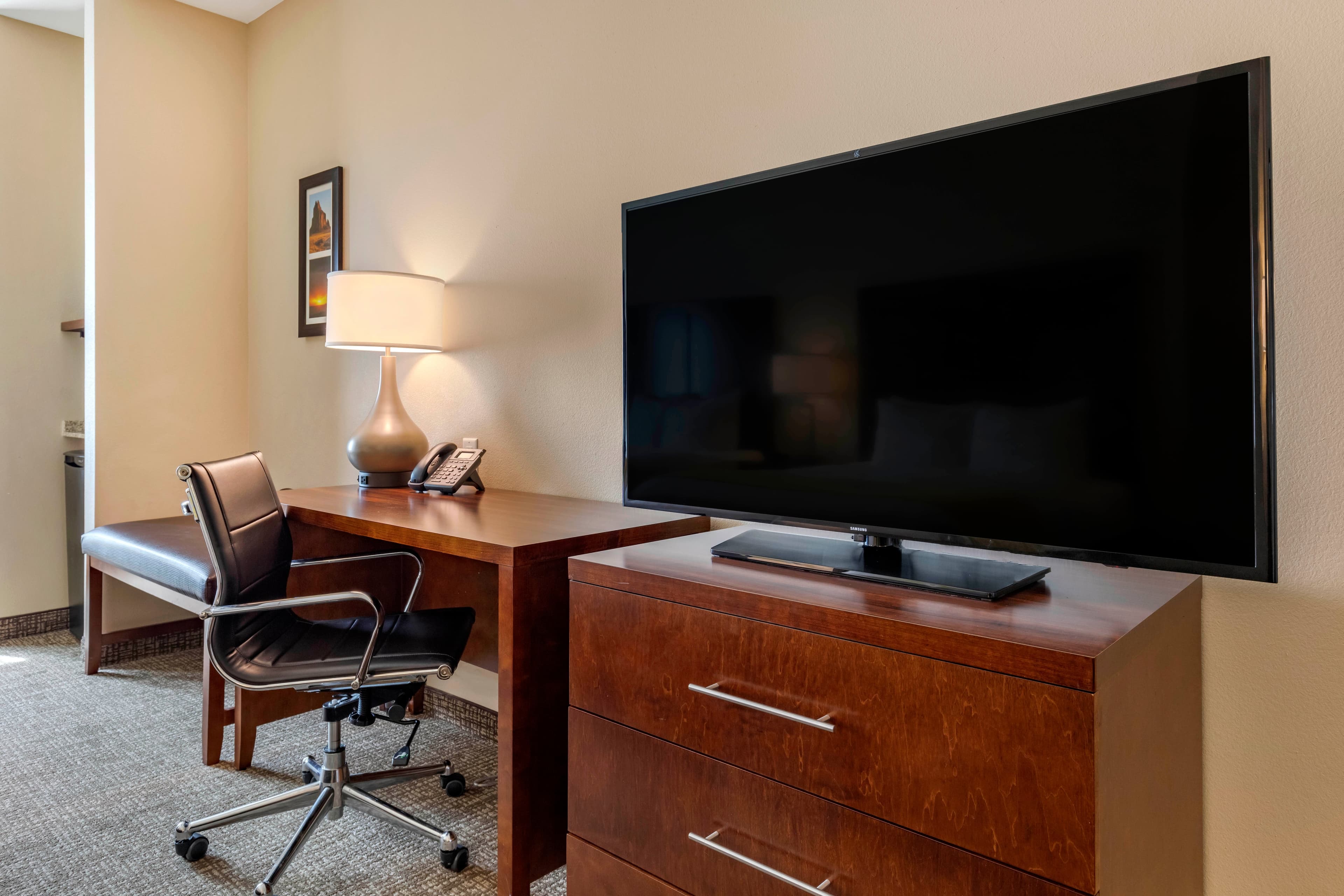 Comfort Inn & Suites Edgewood — 7