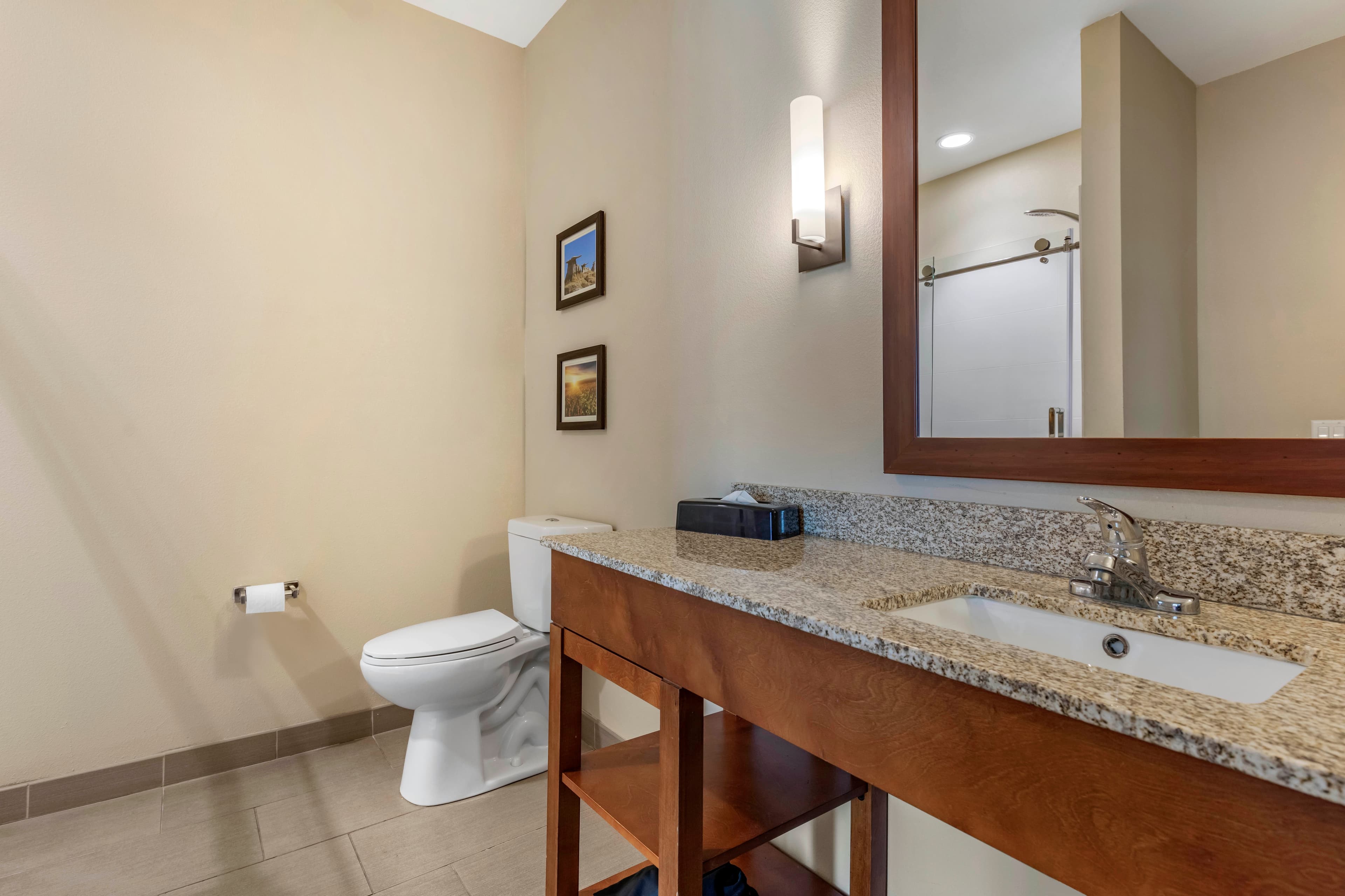 Comfort Inn & Suites Edgewood — 10