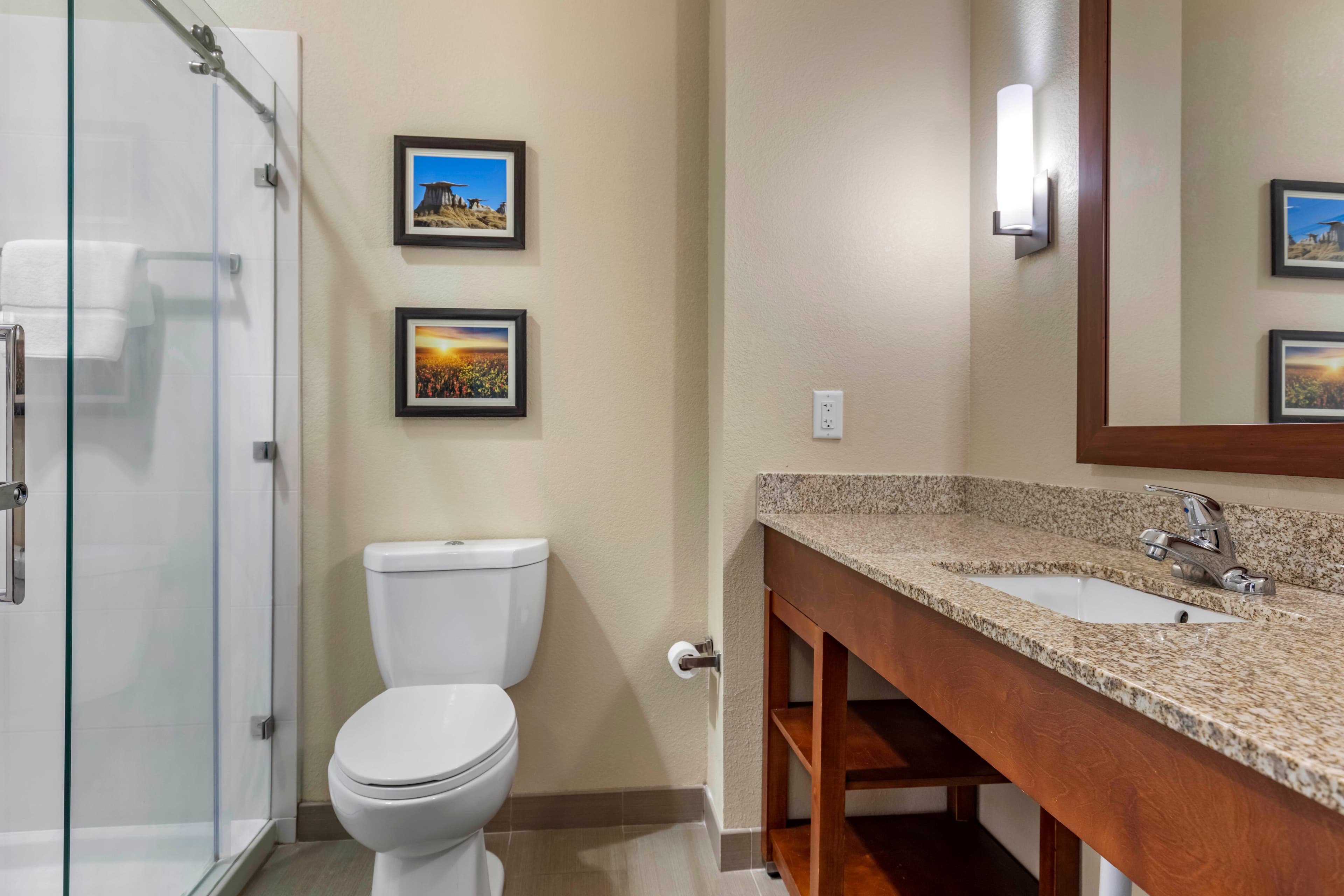 Comfort Inn & Suites Edgewood - Image 5