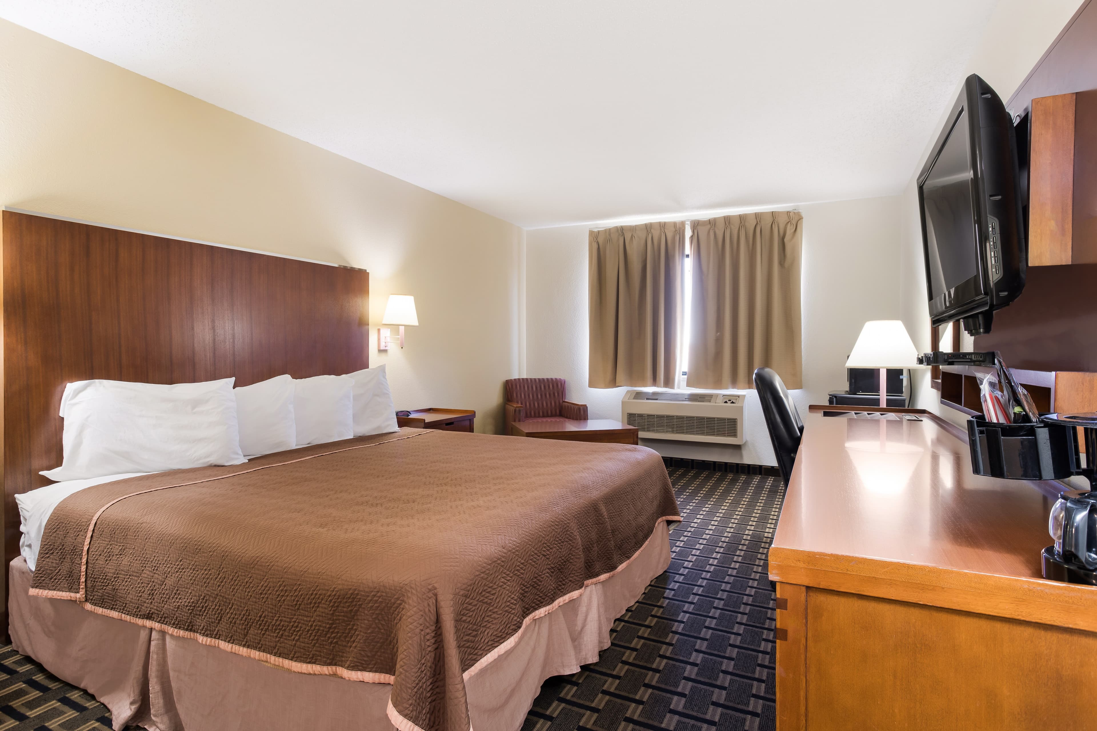Rodeway Inn Gallup West - Image 1