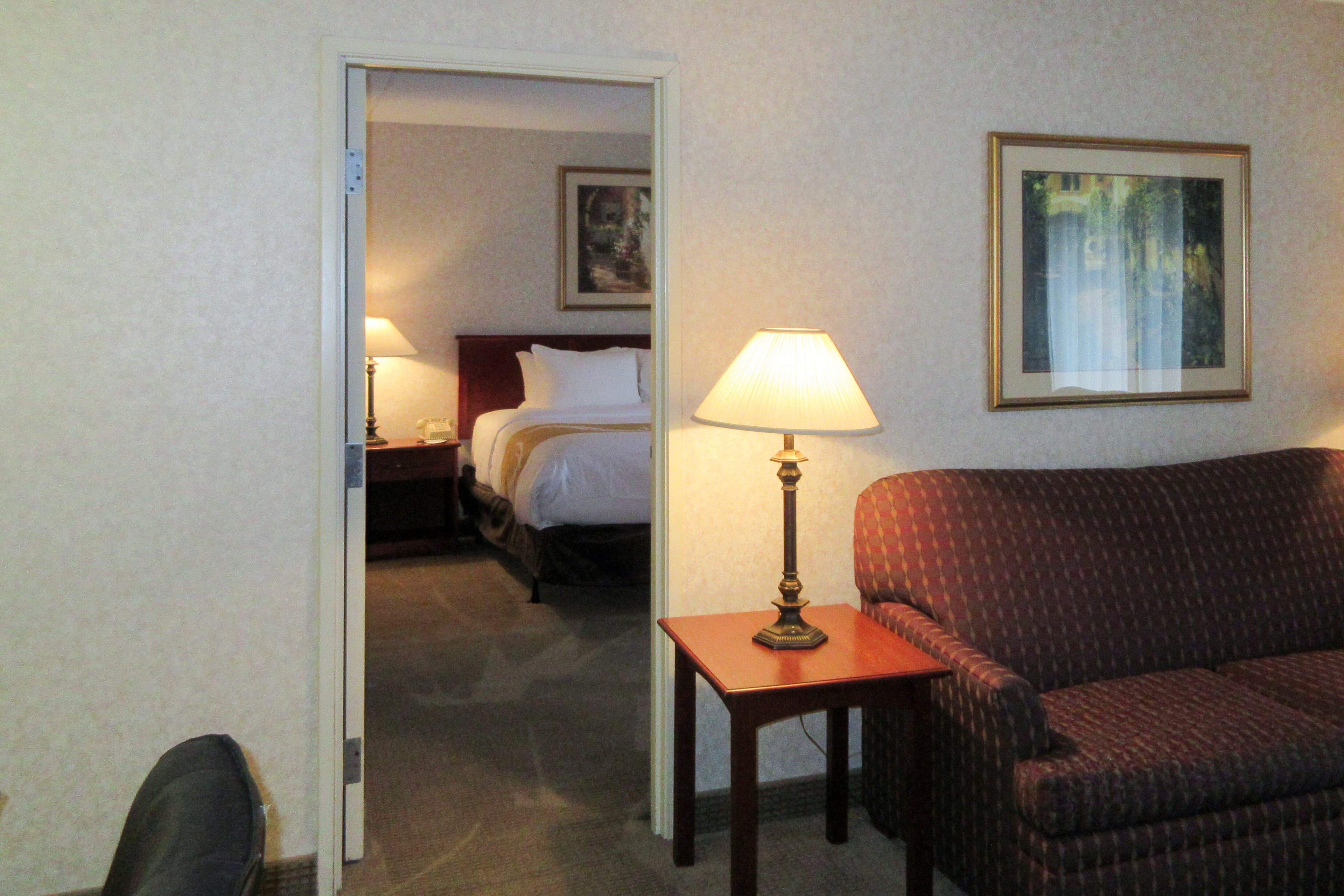 Quality Inn & Suites Albuquerque Midtown - University Area — 8