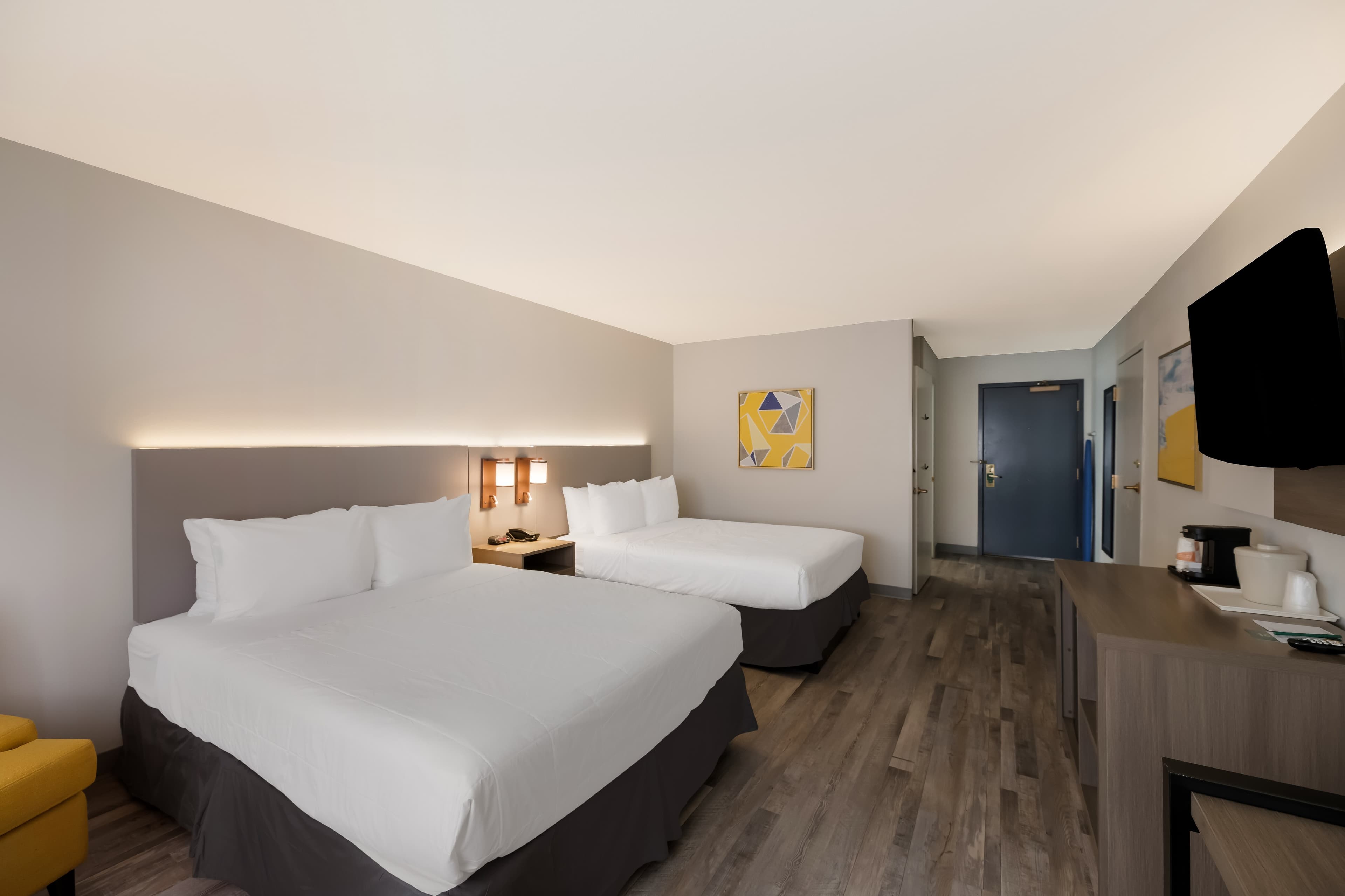 Quality Inn & Suites Artesia — 12