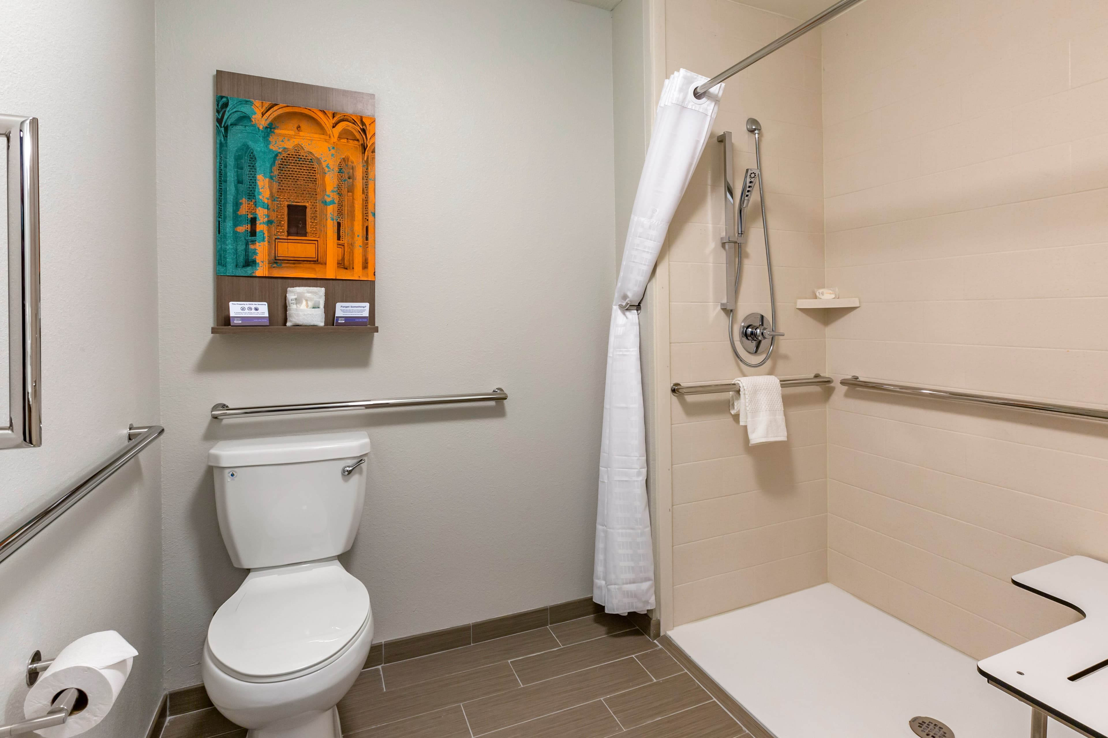 MainStay Suites Carlsbad South - Image 2