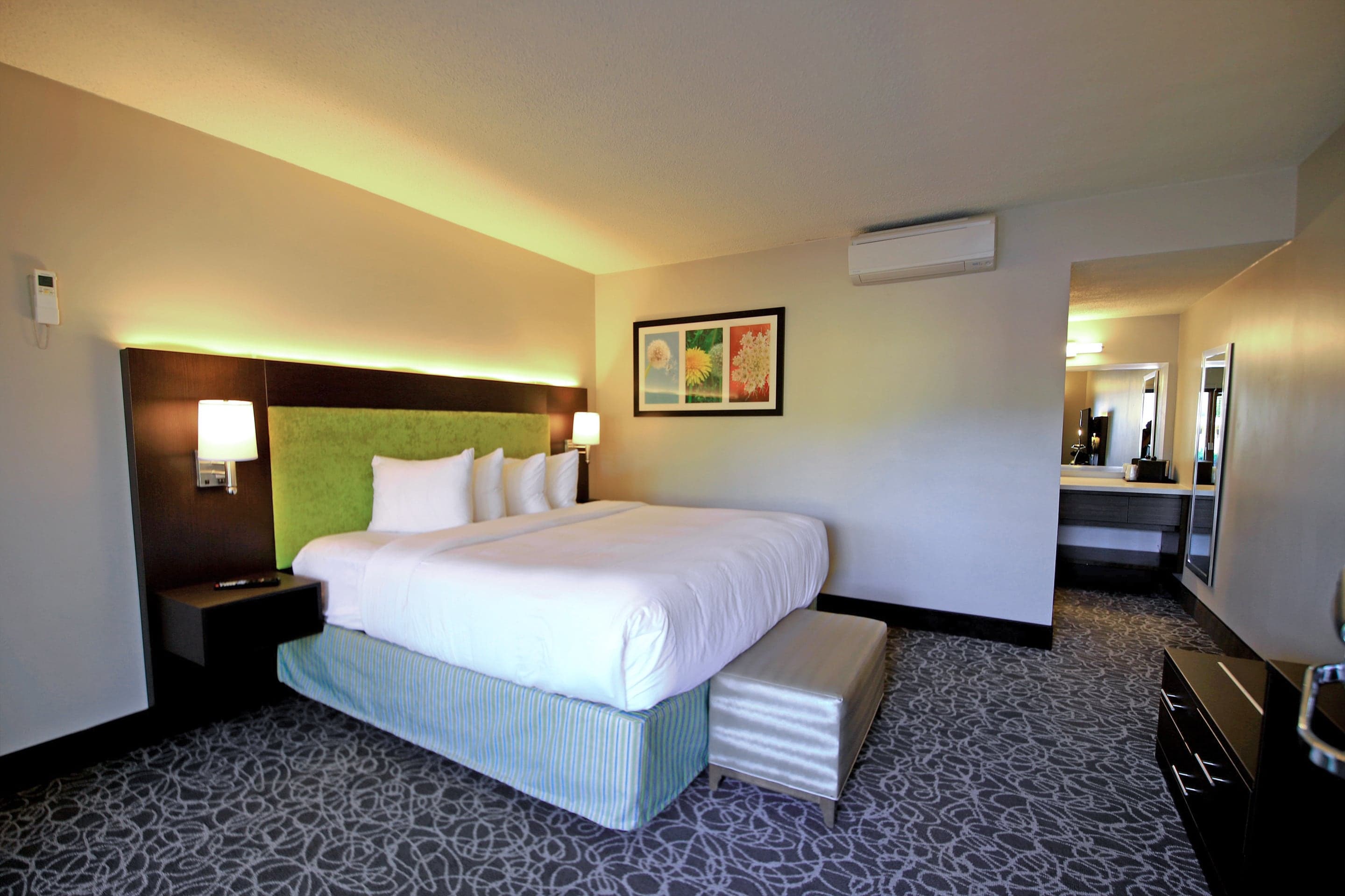 El Sendero Inn, an Ascend Collection Hotel — 7