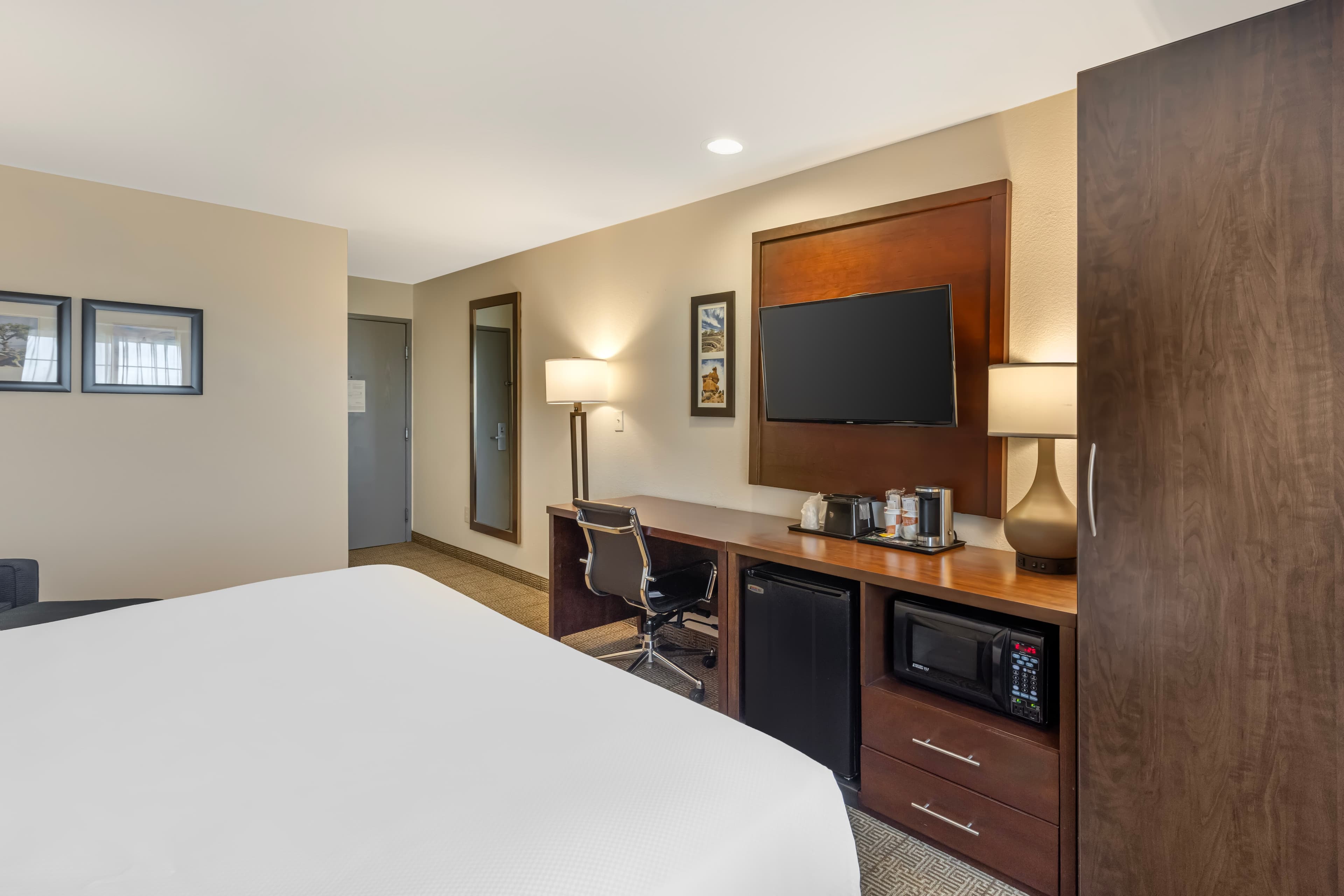 Comfort Inn & Suites Aztec - Farmington Area - Image 4