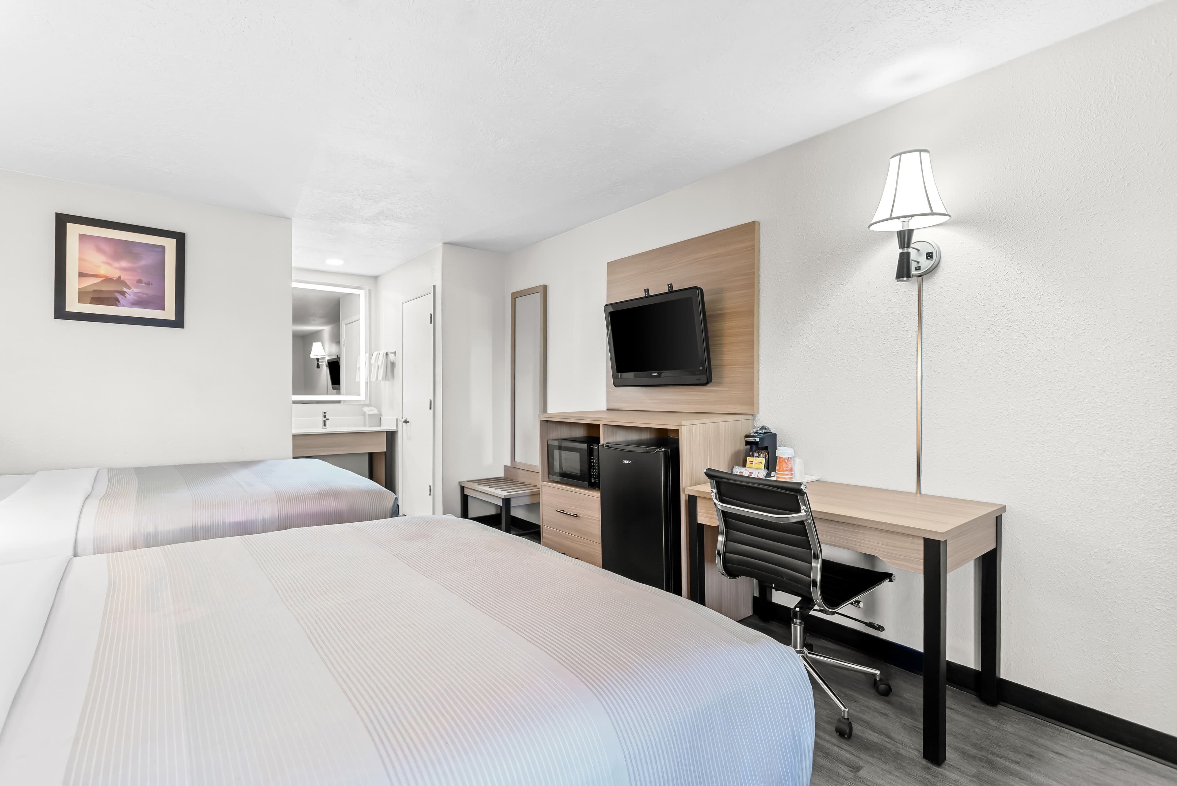 Quality Inn & Suites Sunport Airport Albuquerque — 16