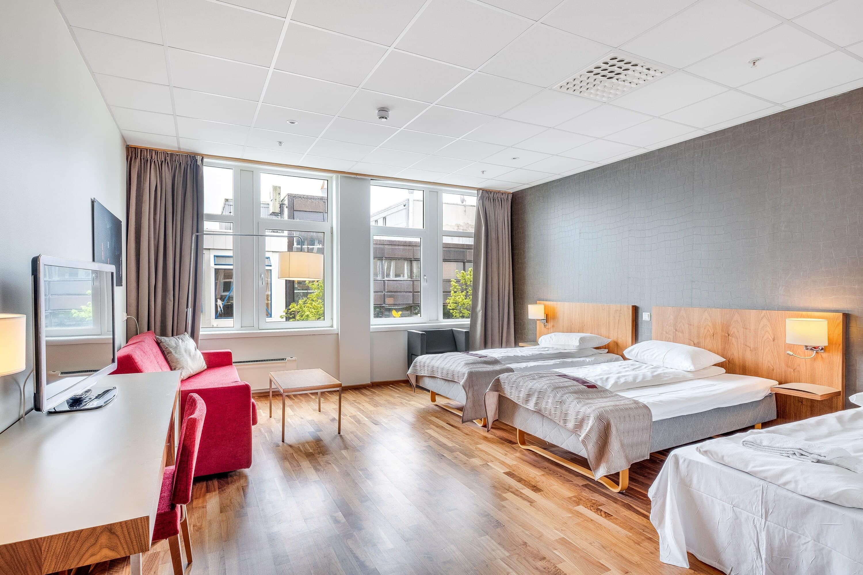 Quality Hotel Residence - Image 2
