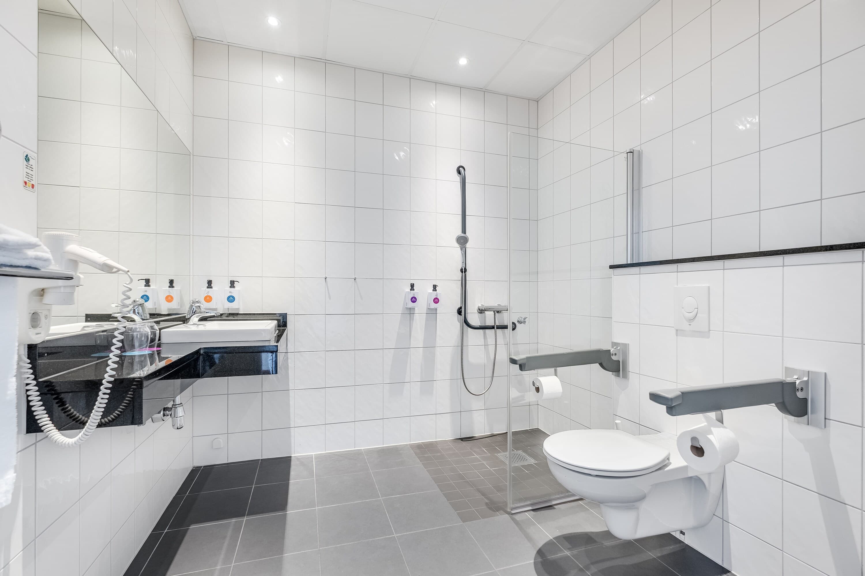 Quality Hotel Residence - Image 5