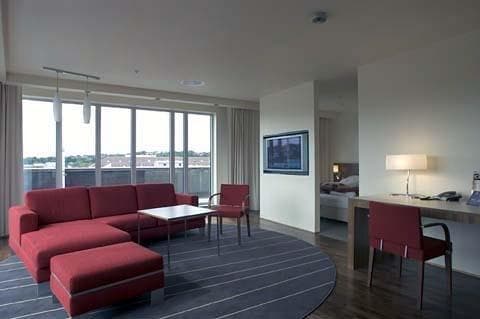 Quality Hotel Residence — 8