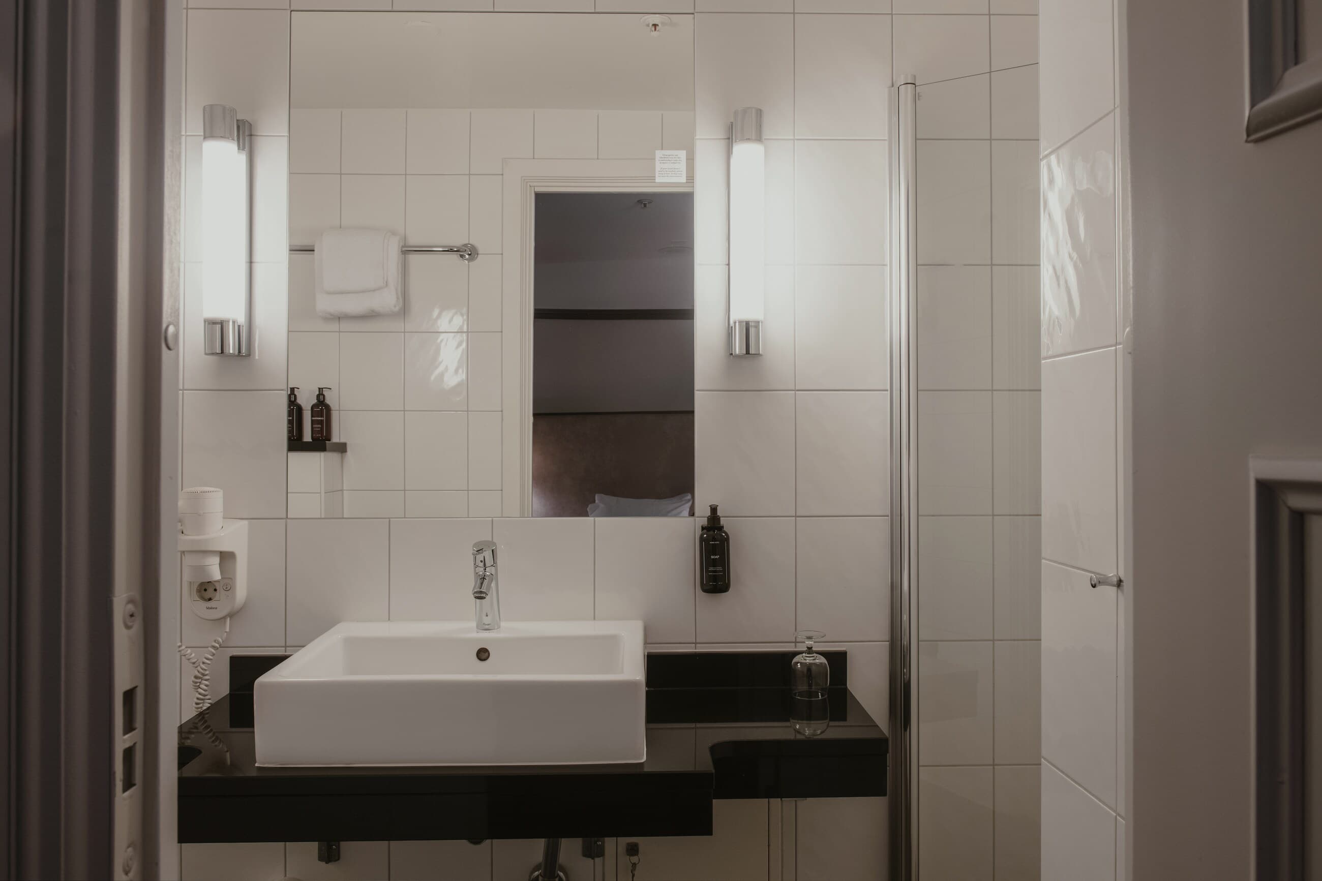 Home Hotel Amanda — 19