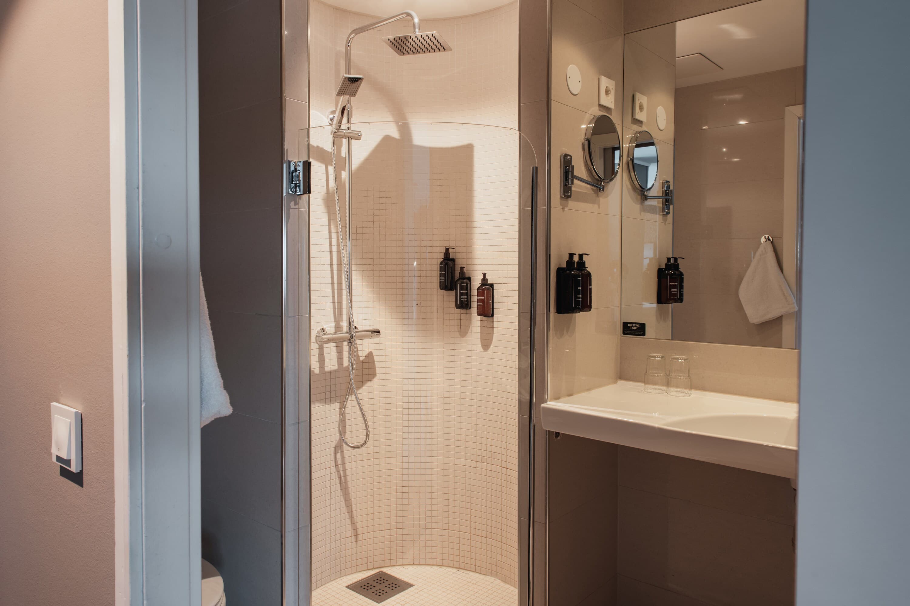 Home Hotel Grand Olav — 8