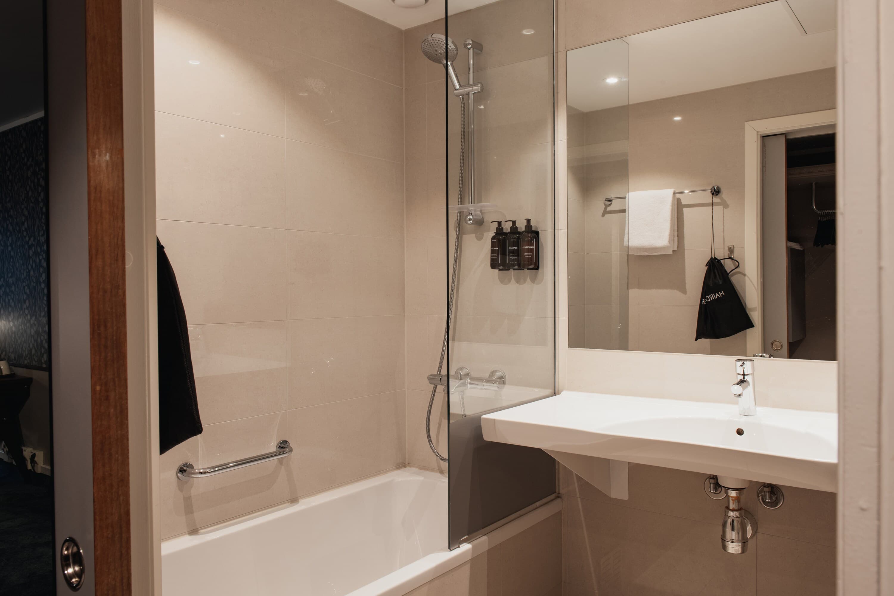 Home Hotel Grand Olav — 16