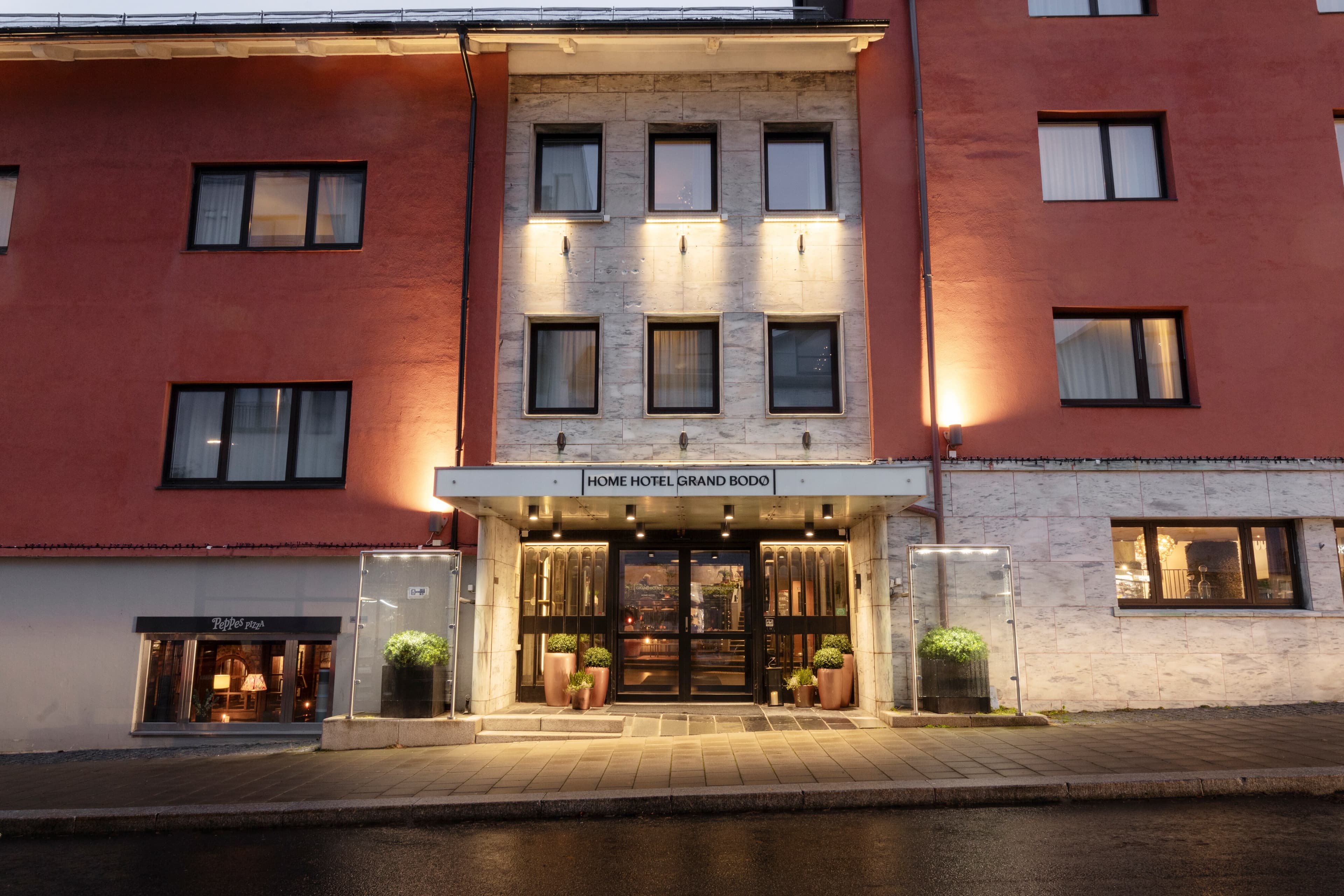 Home Hotel Grand Bodø - Image 1