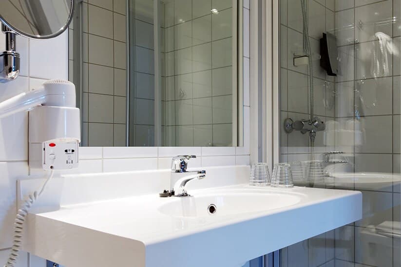 Quality Hotel Grand Kristiansund - Image 4