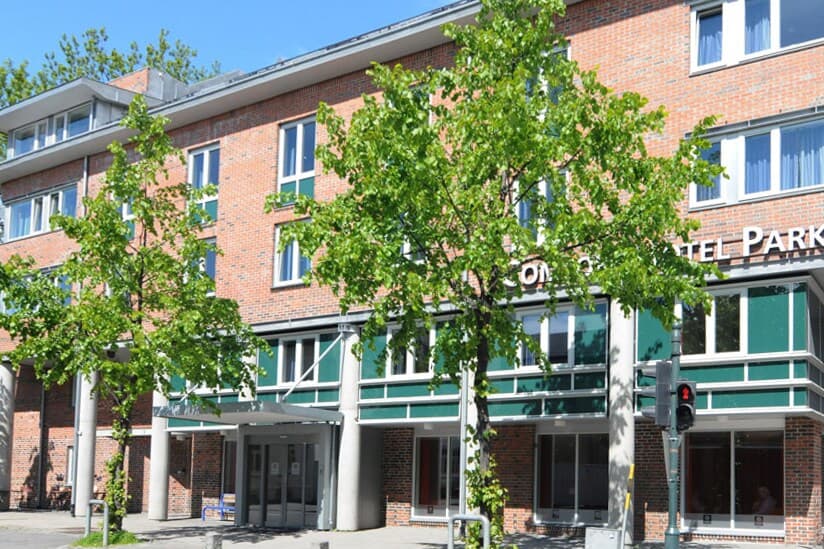 Comfort Hotel Park - Image 1
