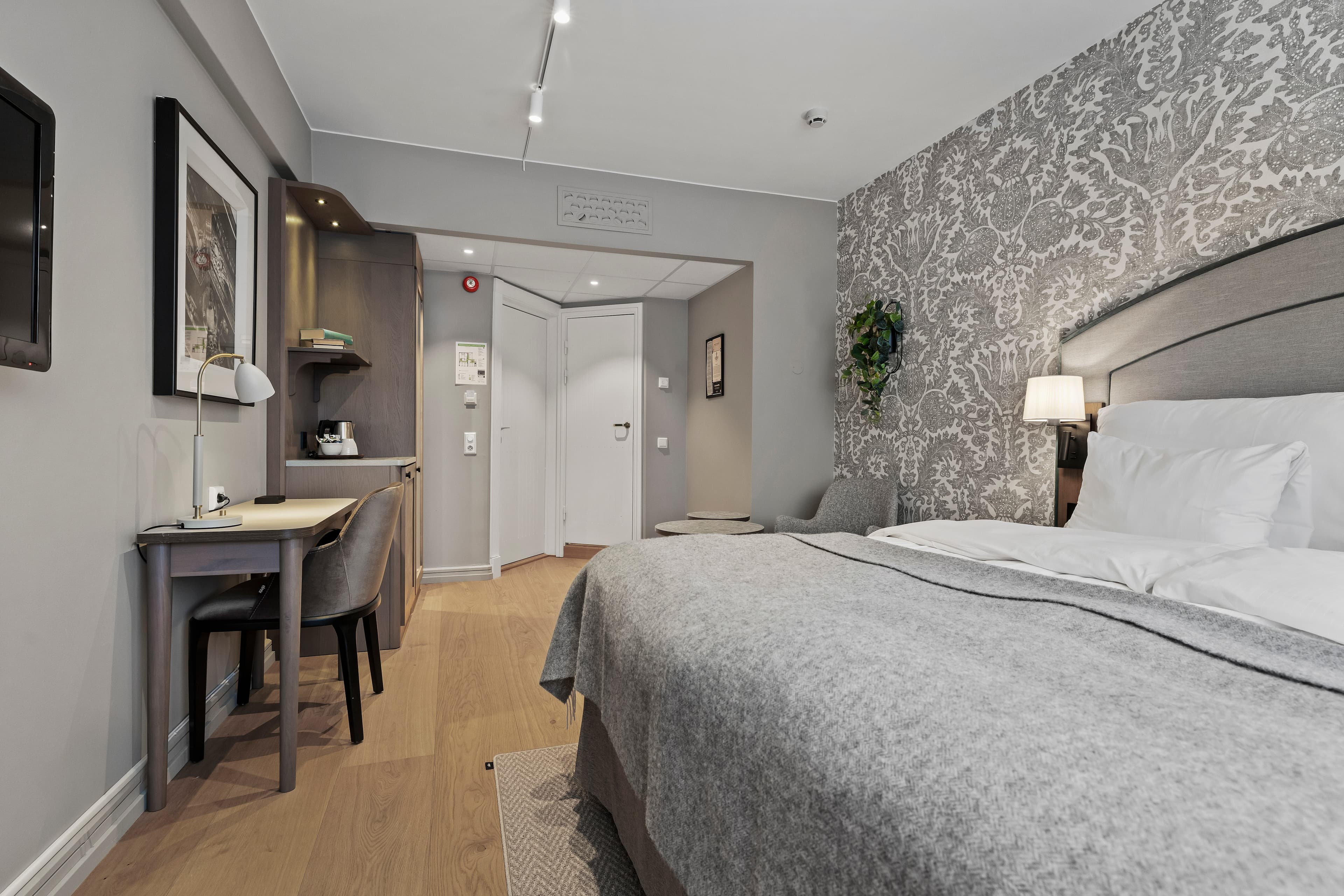 Home Hotel Bastion — 8