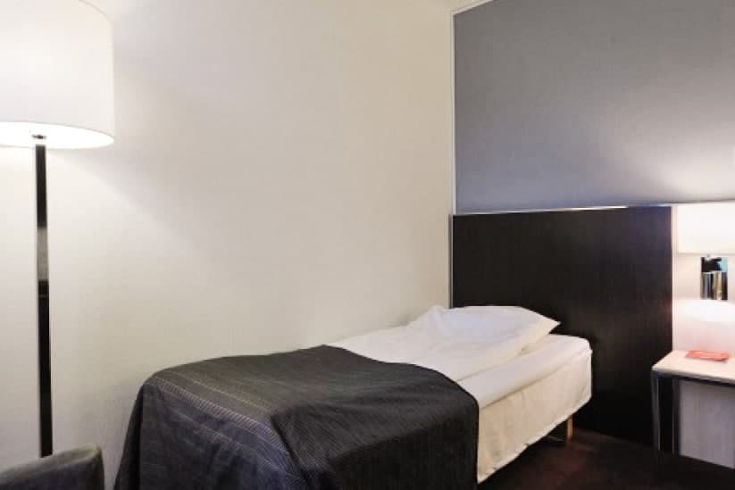 Quality Hotel Grand Royal - Image 4