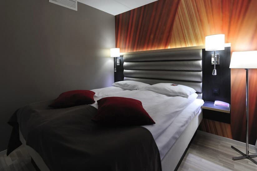 Quality Hotel Grand Royal - Image 2