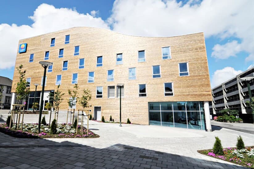 Comfort Hotel Square - Image 1
