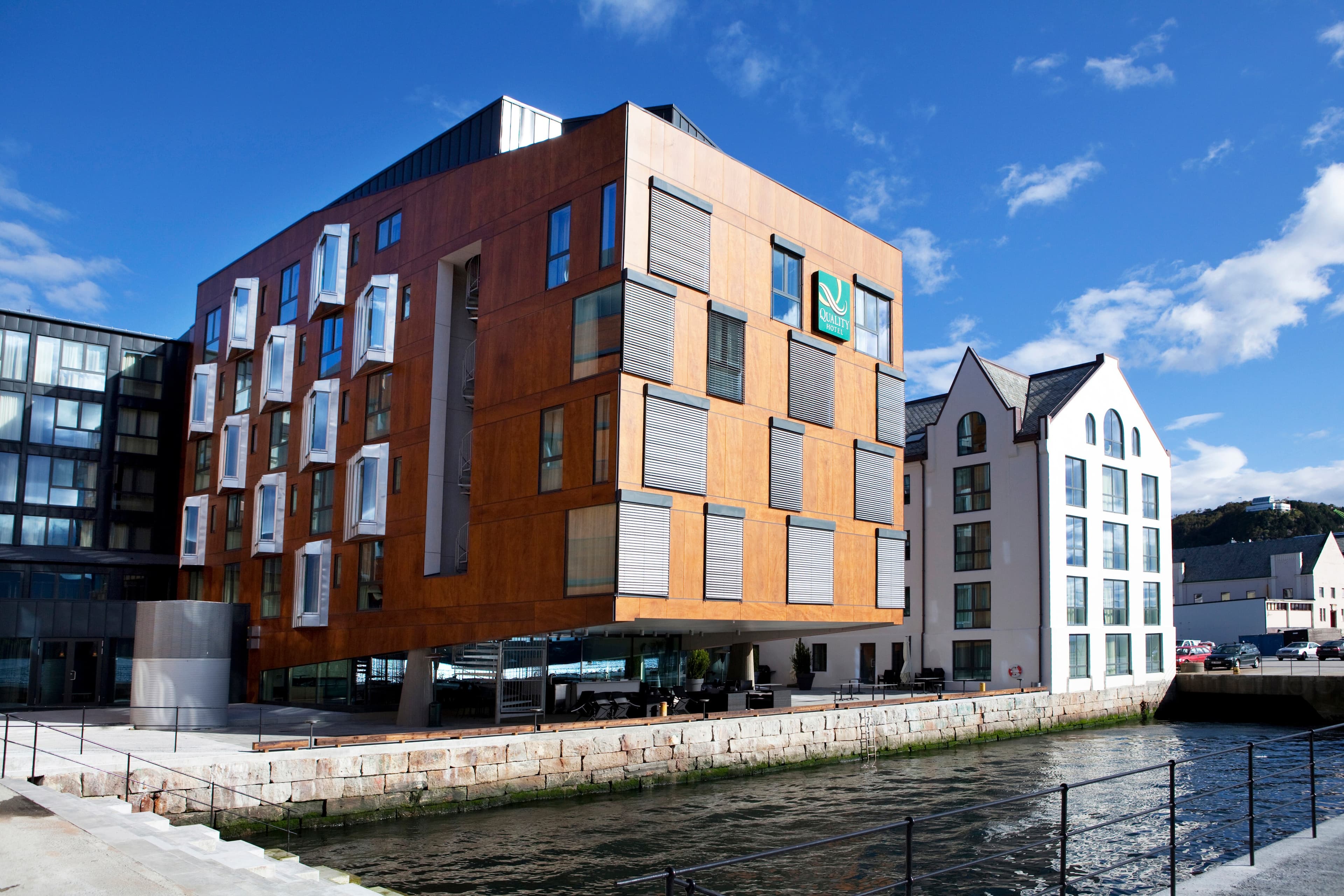Quality Hotel Waterfront Alesund - Image 1