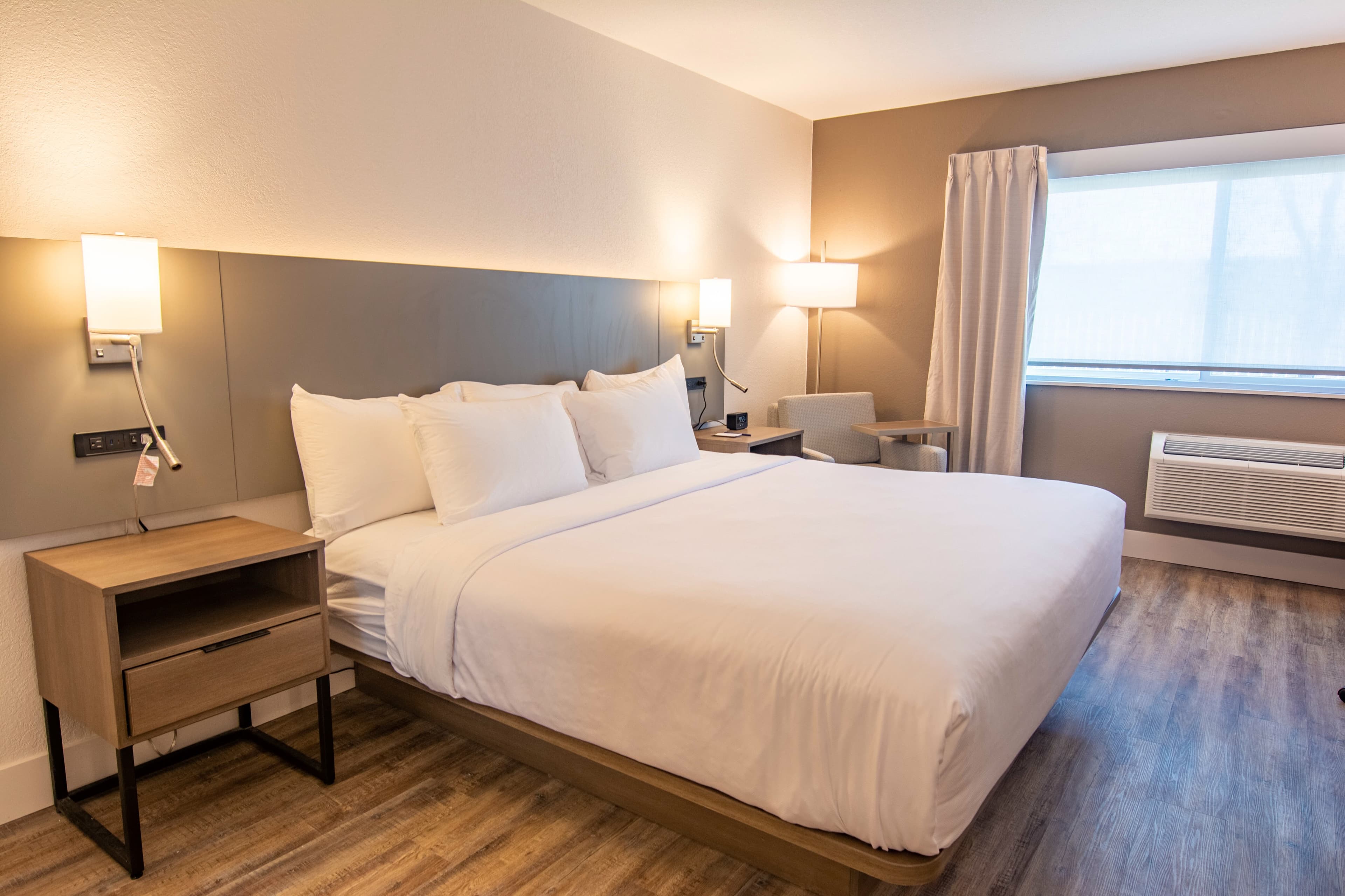 Comfort Inn Battle Mountain - Midway Between Elko and Winnemucca - Image 3