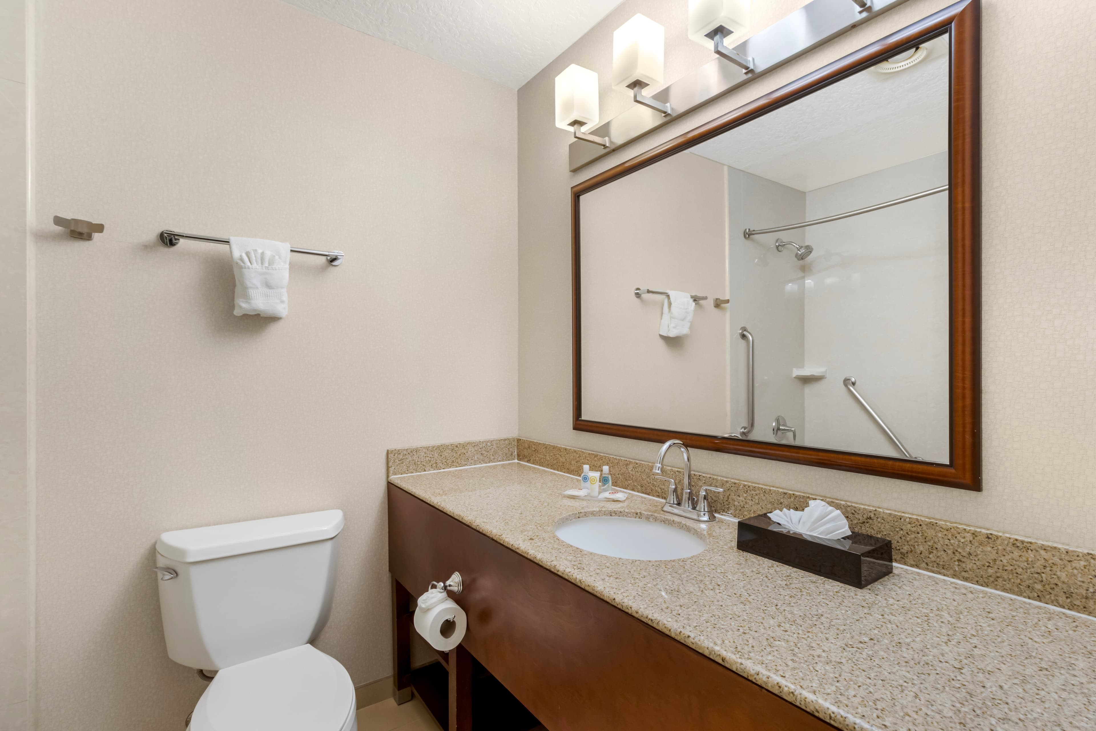 Comfort Inn & Suites Near Fallon Naval Air Station — 12