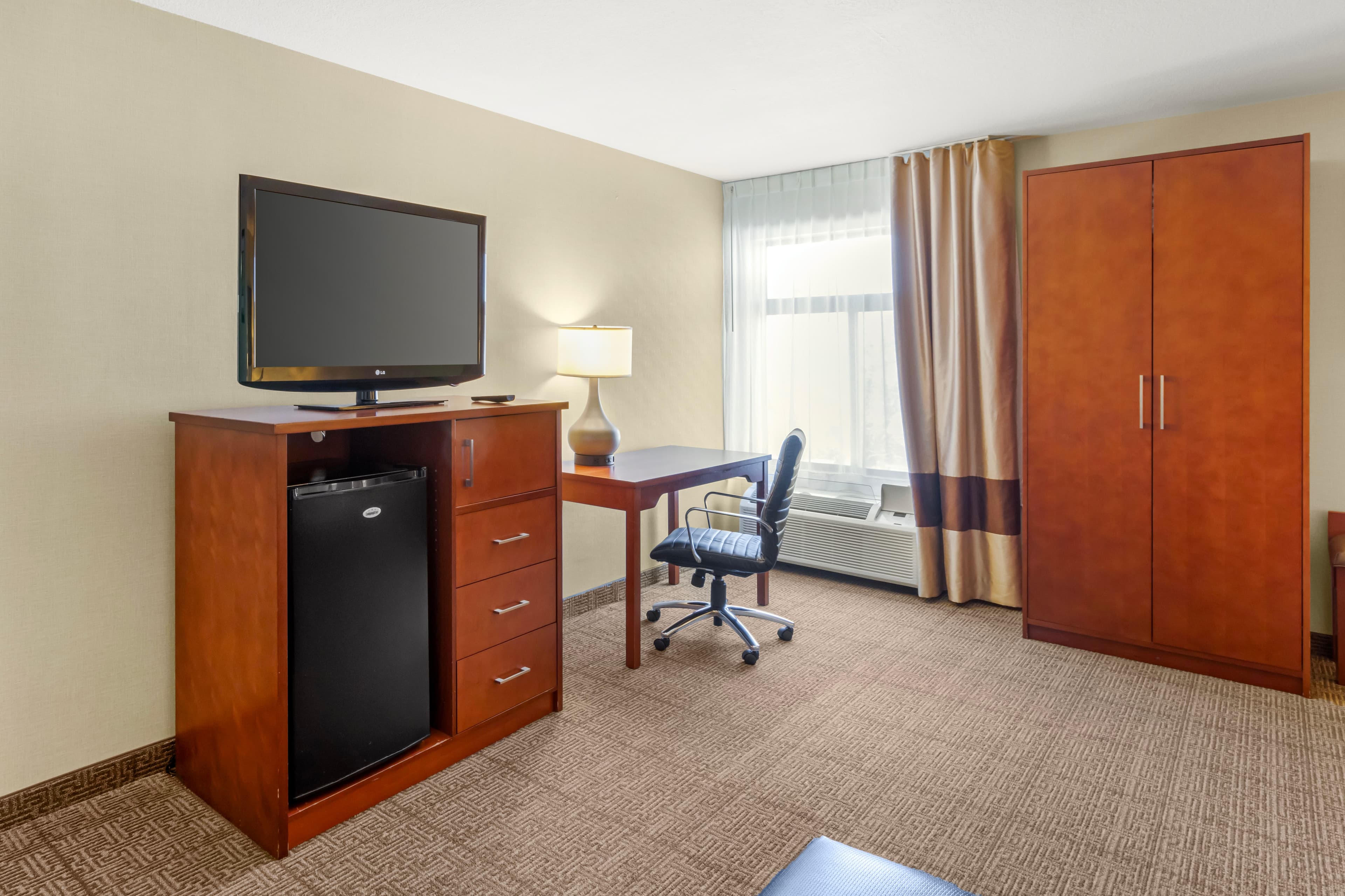Comfort Inn & Suites Near Fallon Naval Air Station — 23